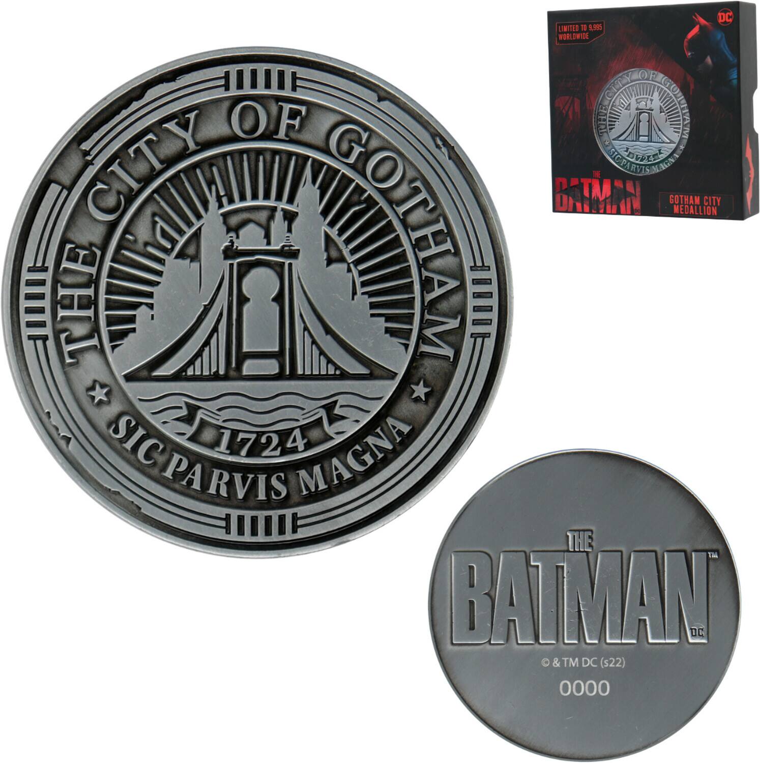 DC LIMITED 1 5,300 WORLDWIDE OF CHTL OF ME EHRD CEPIACAUNA GAG DE CITY GATMN SIMAGN GOTHAM MEDALLION CITY THE MIa GONTHIAN I SIC 1724 MAGNA PARVIS THE BATMAN DC & TM DC (s22) 0000