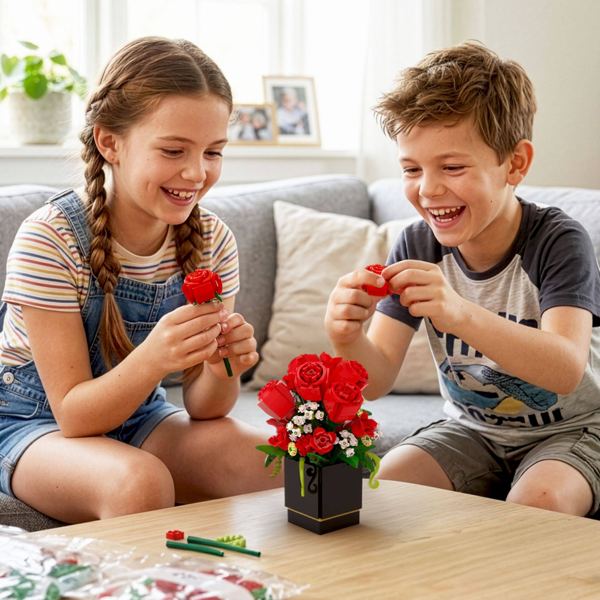 Alt View 5. PicassoTiles - 493pc Flower Bouquet Brick Building Set with Vase, STEM Construction Creative Play Toy for Kids.