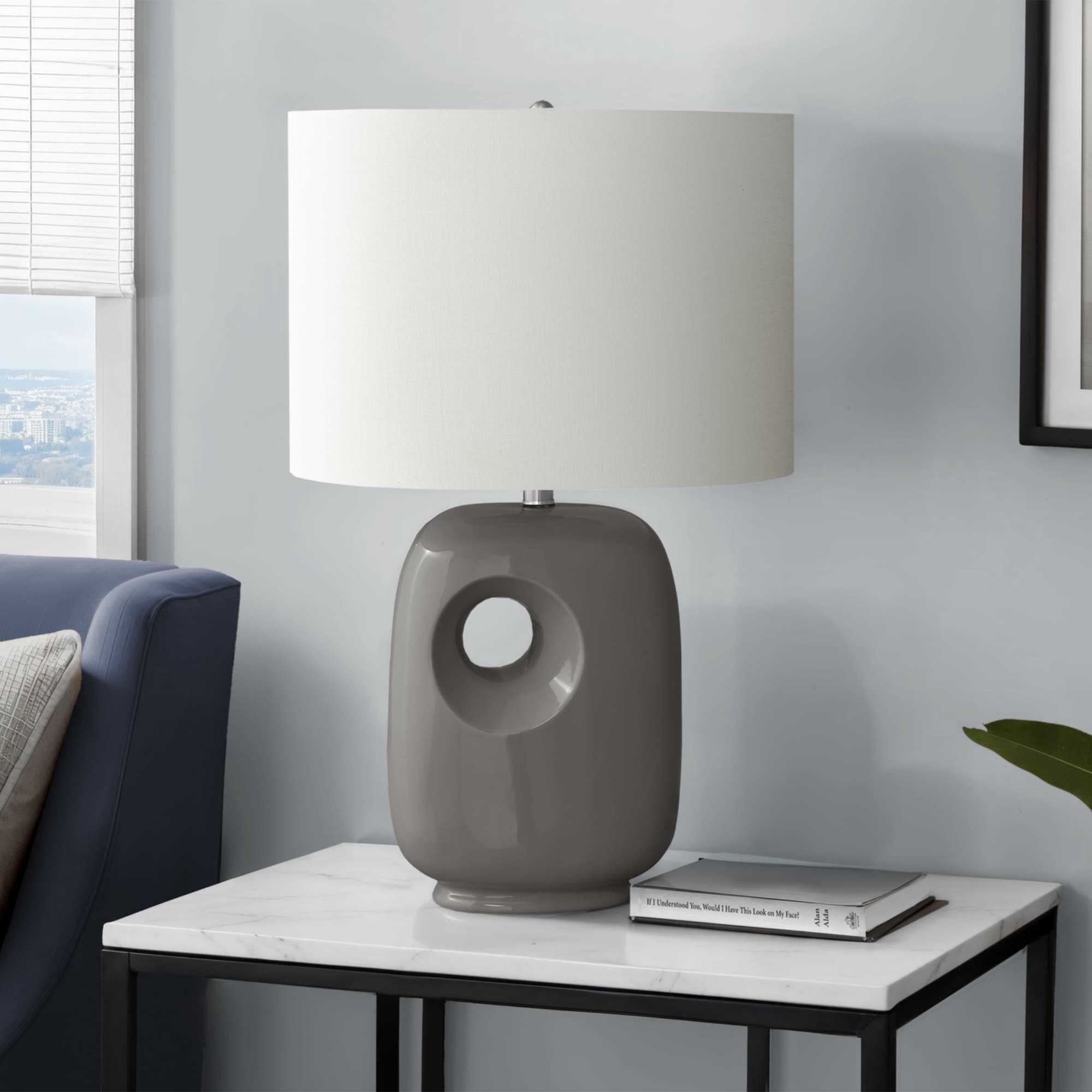 Sure, here is the corrected text:

"Snorbe in oil - The Land - Tea! WTY"