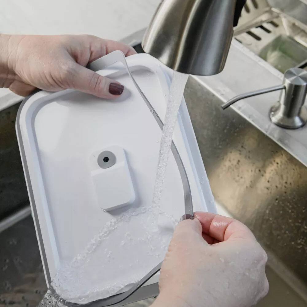 Alt View 6. OU - OU Glass Food Storage Container Set 8pc (set of 4) Leak Proof Lid with Microwave Valve, Stackable.