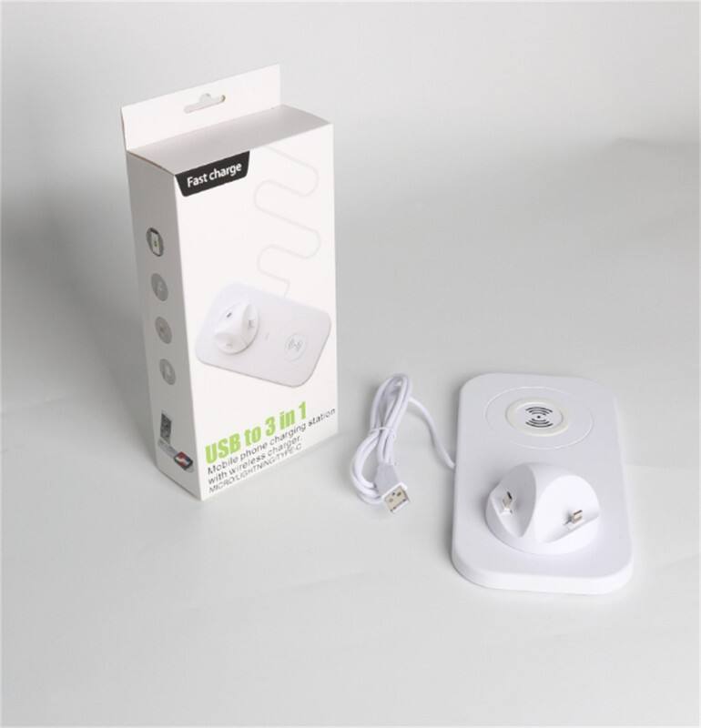 Fast charge E in 1 station to 3 charging USB phone charger. C Mobile MICROLIGHTNINGTYFEC wireless with MICRO