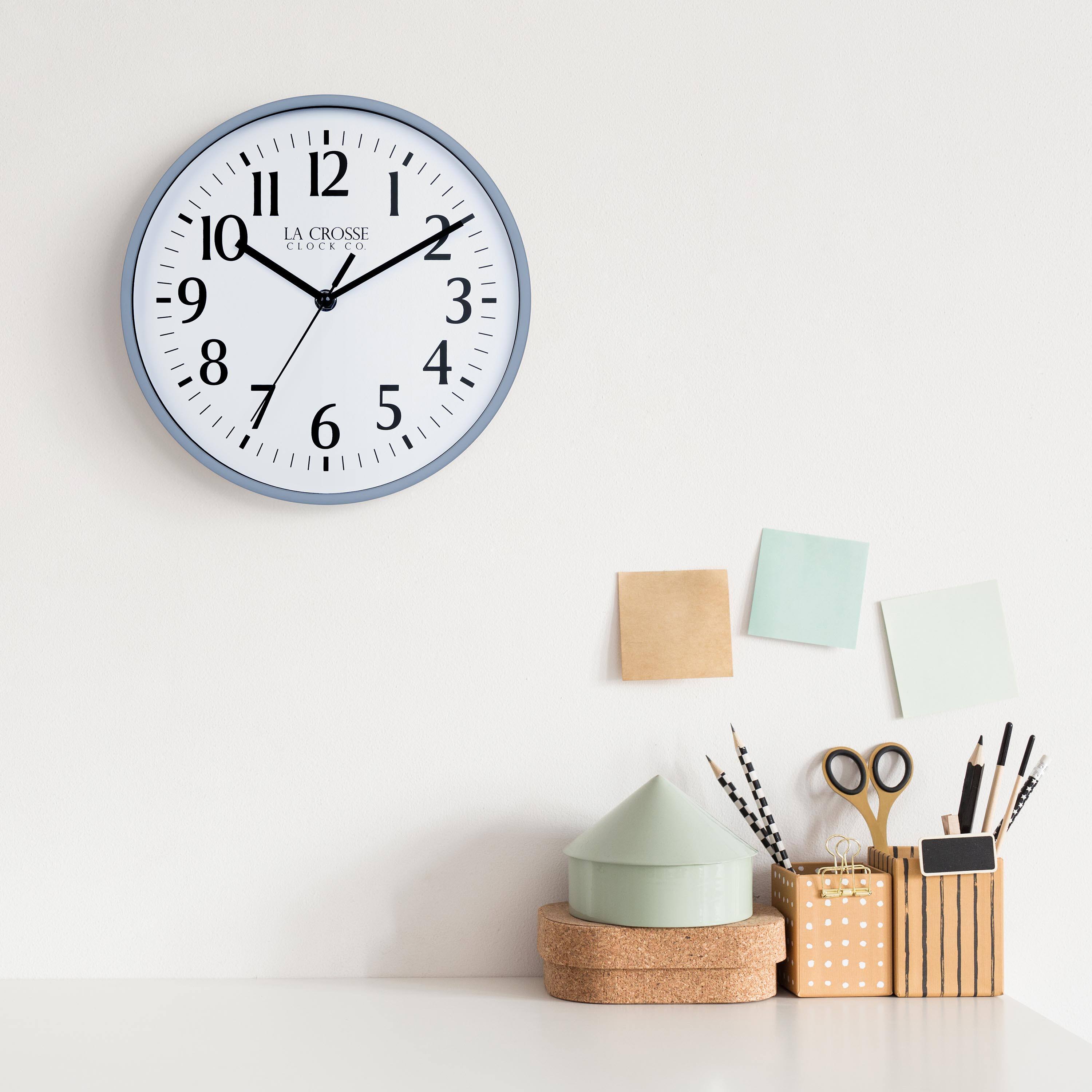 Il 12 I 10 LA CROSSE CLOCK CO 9 8 7 6 5 2 3 4