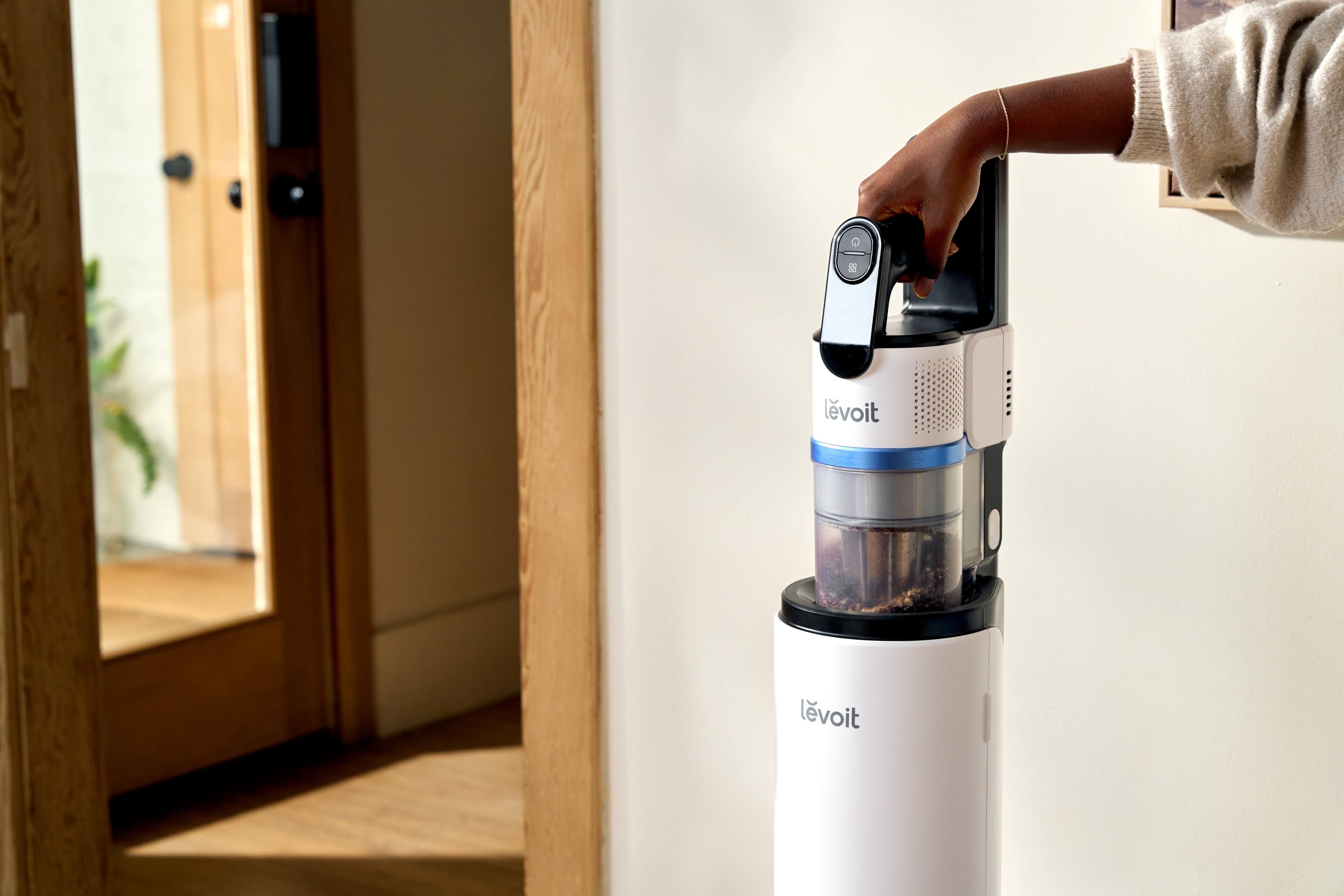 Levoit - AERO Cordless Vacuum with All-in-One Station - White - Thumbnail 4