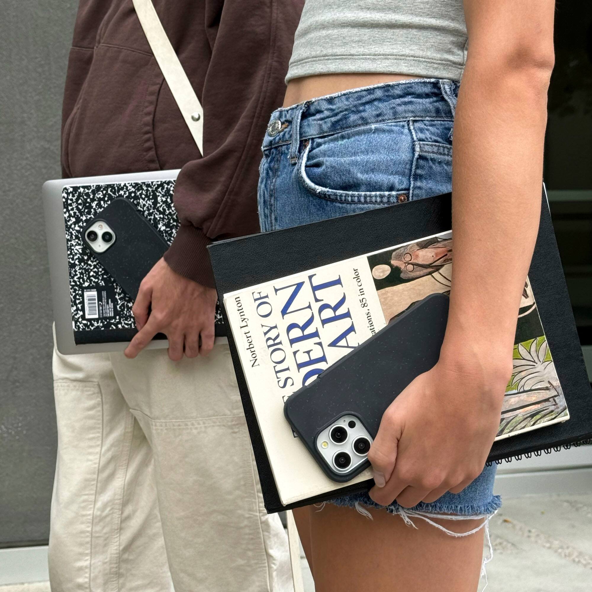 The text on the image reads "Story of Modern Art."