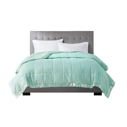Front. Gracie Mills - Gracie Mills Larry All-Season Down Alternative Blanket with Satin Trim - Seafoam.