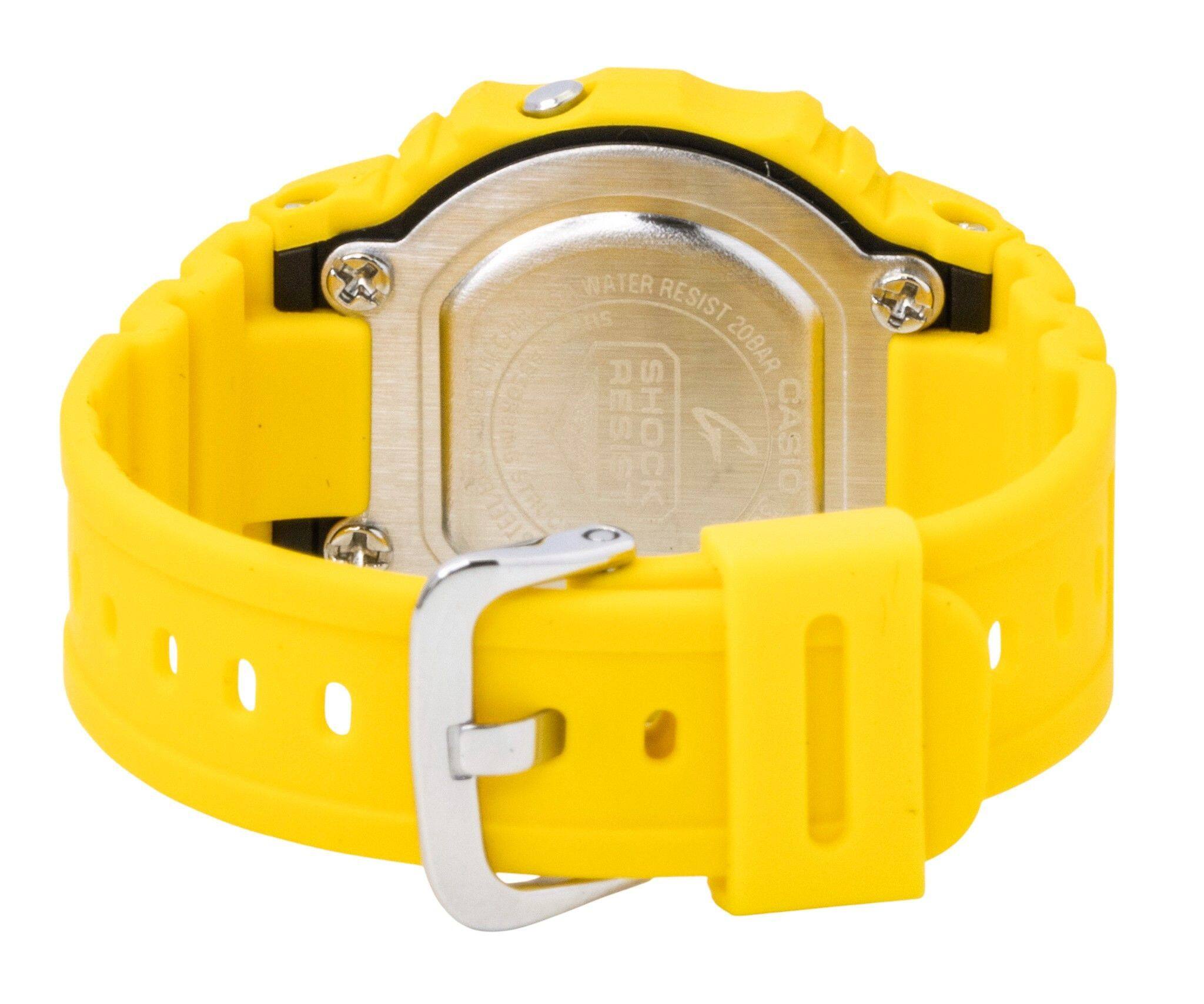 WEER  
WATER RESIST 20BAR RESIST SHOCK CASIO