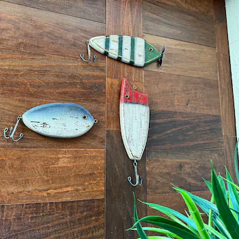 carved wooden fish lures Antique FISHING LURE 5" Hand/Homemade GREEN & SILVER Minnow PAT Get A Grip & More decorative only Rare pair antique hand made