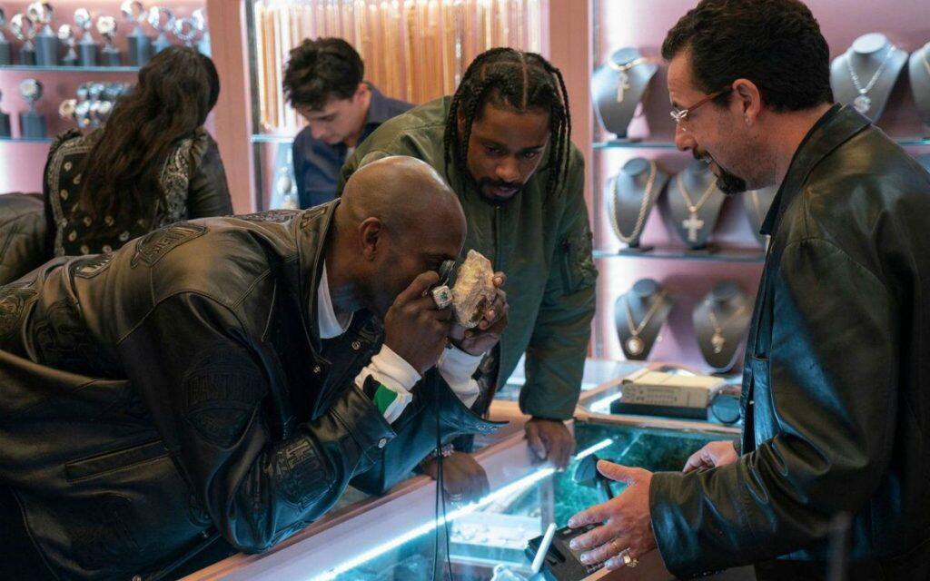 Alt View 1. Uncut Gems   - DVD.