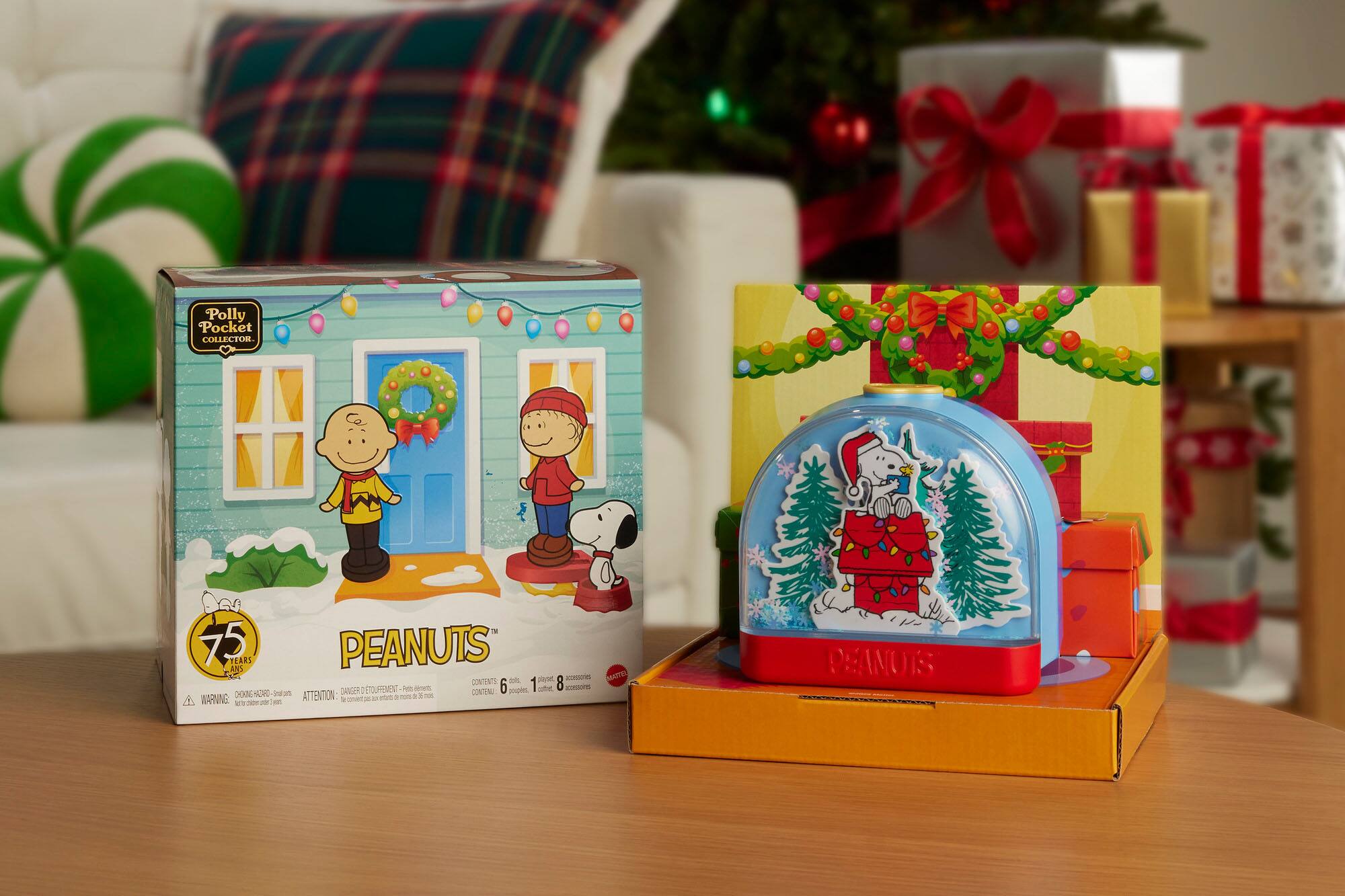 Polly Pocket Collector

75 Years

Peanuts

Contents:
- 1 doll
- 1 miniature
- Accessories
- Mattes

WARNING: CHOKING HAZARD - Small parts. Not for children under 3 years.

ATTENTION: DANGER DE CHOKING - Petite pièces. Ne convient pas aux enfants de moins de 3 ans.