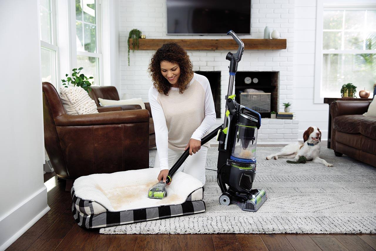 Alt View 2. BISSELL - Pet Hair Eraser Turbo Rewind Upright Vacuum - Cobalt Blue and Electric Green.