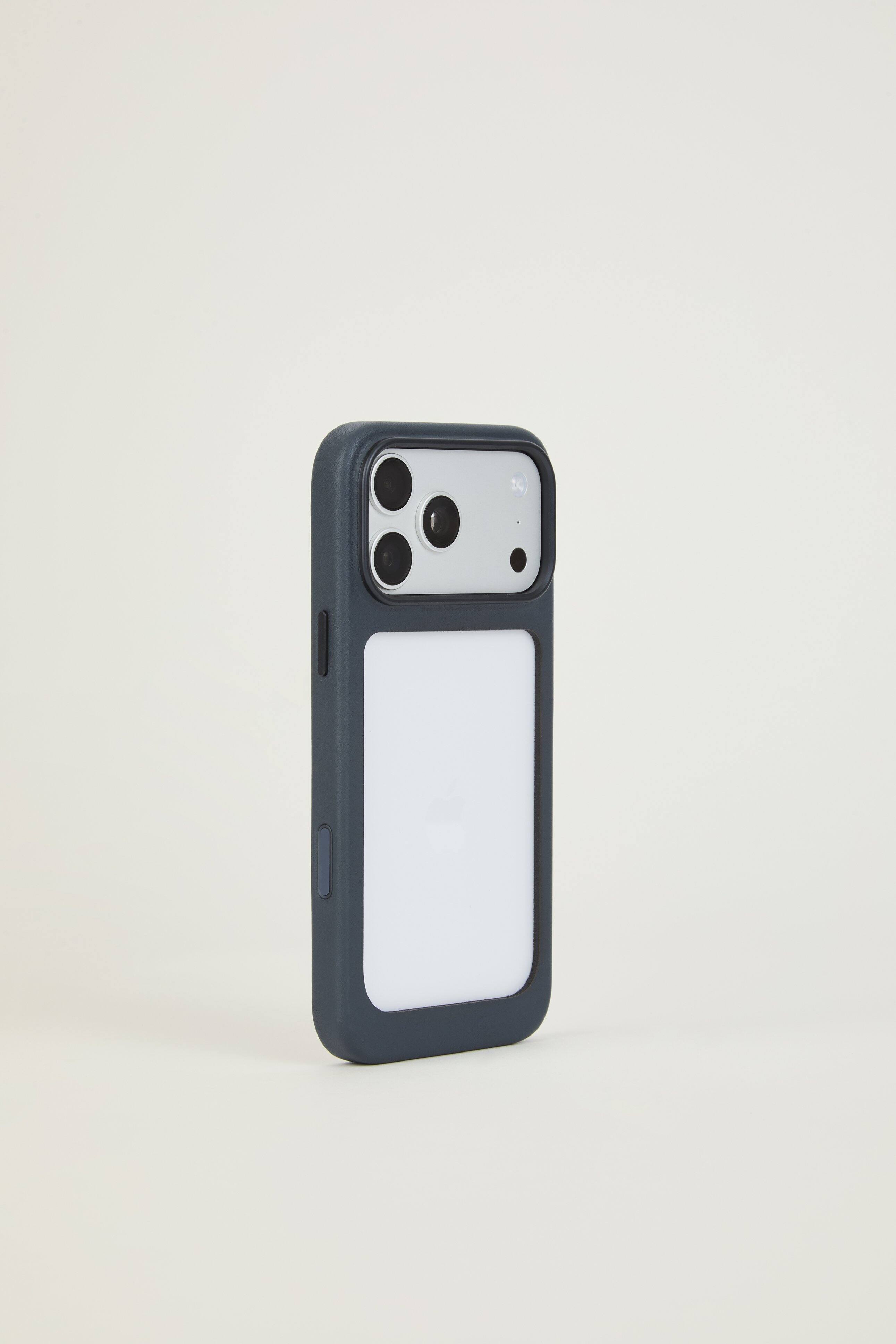 Alt View 2. Troubadour - iPhone 18 Pro Max Modular Leather Case - Basalt.