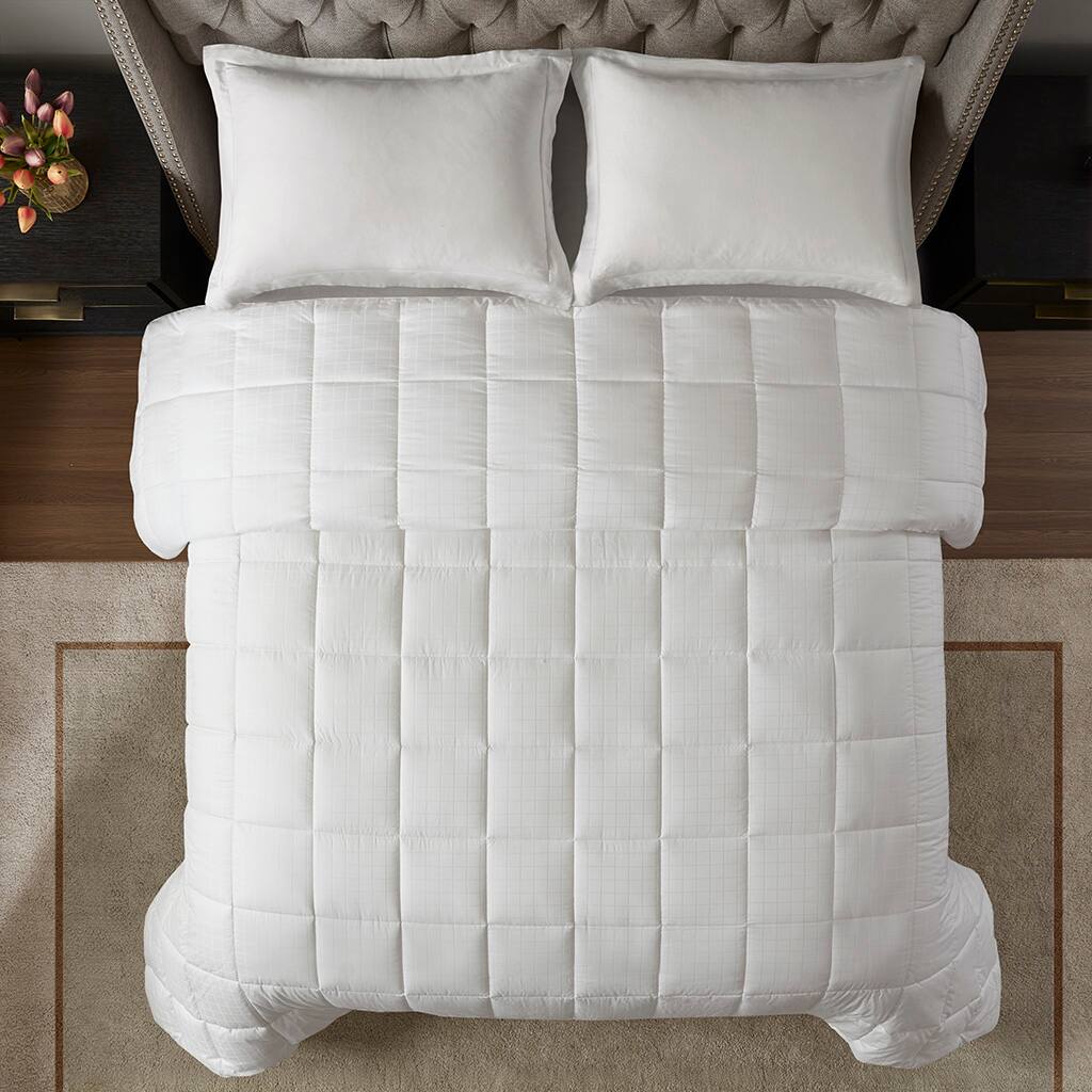Alt View 2. Gracie Mills - Gracie Mills Aurelia Cotton Luxury Blanket - White.