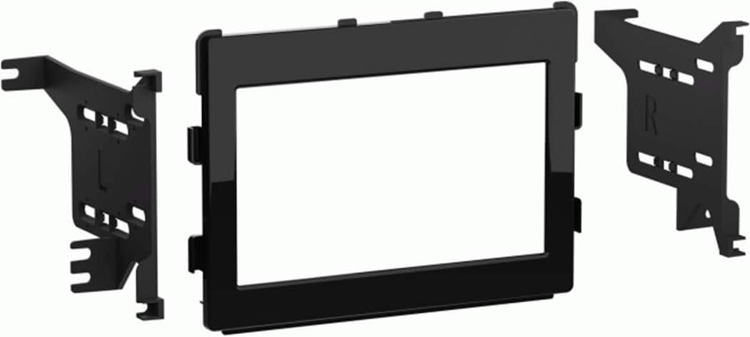 Angle. Metra - Dash Kit for 2020-Up Mitsubishi Outlander Sport Vehicles - High-gloss Black.
