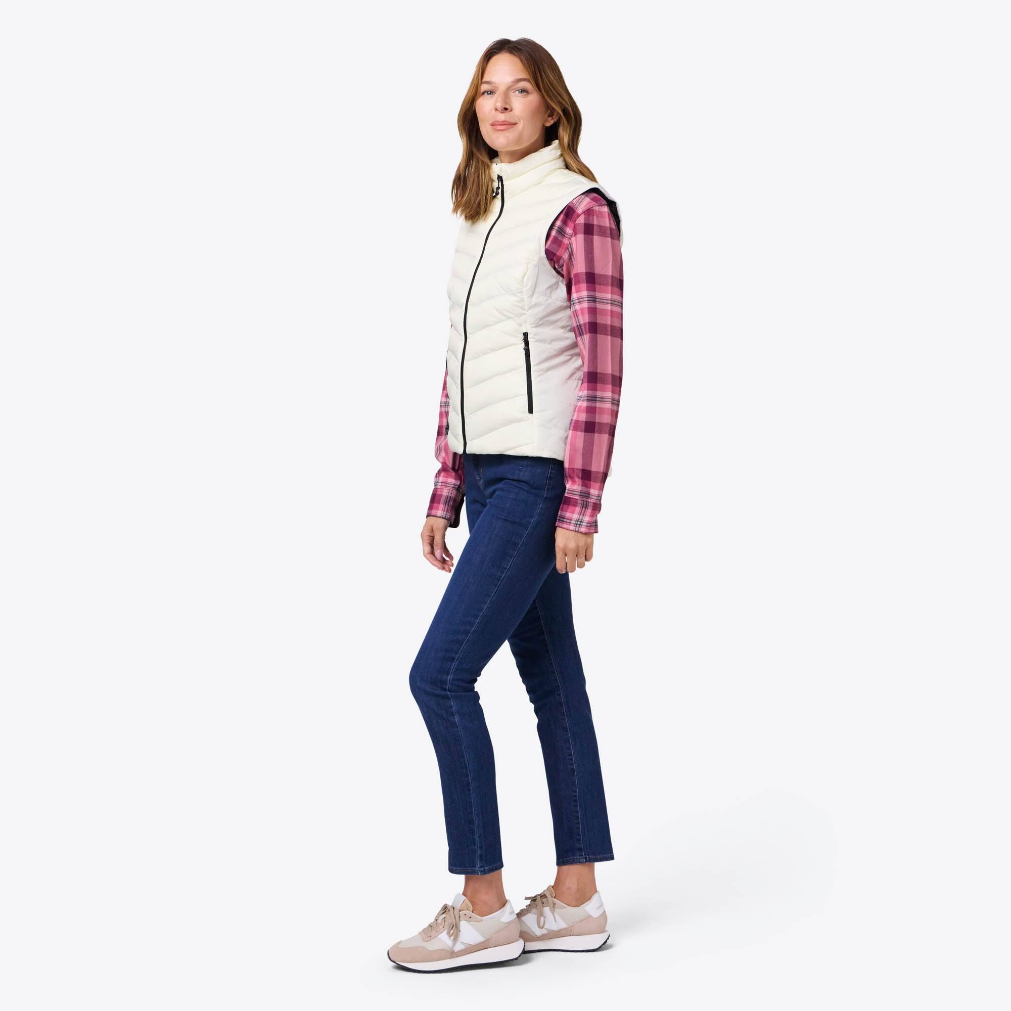 Alt View 2. Mobile Warming - Women's Backcountry Xtera Heated Vest - Cream.