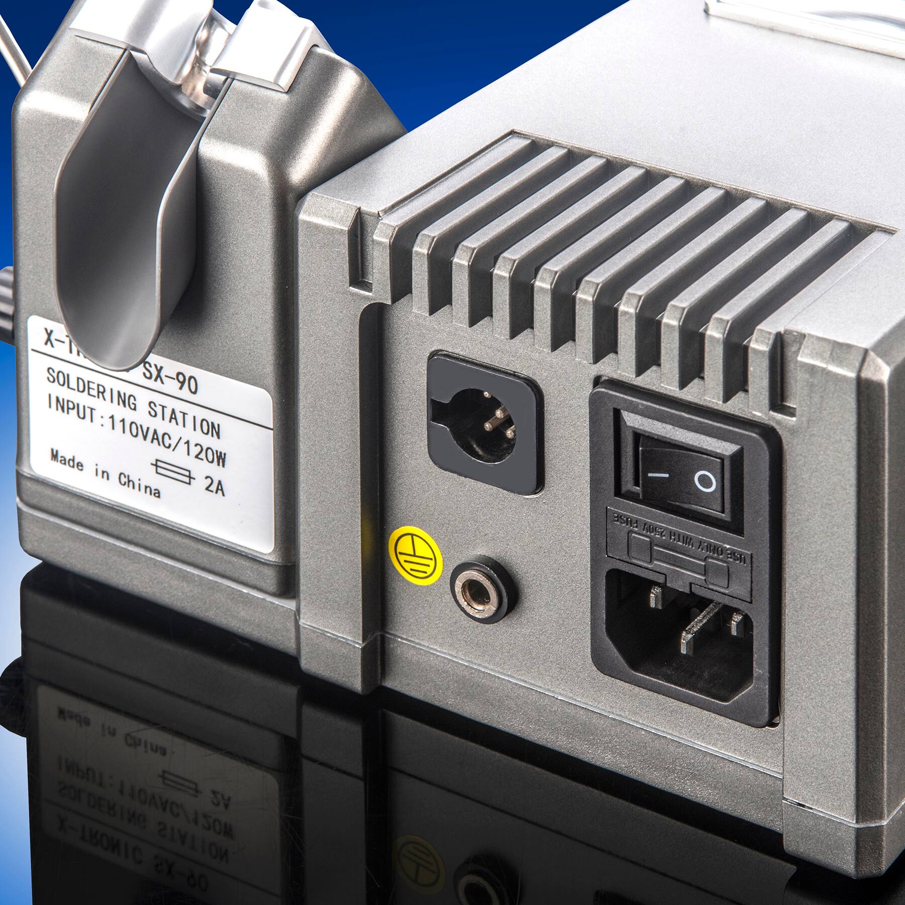 X-1 SOLDERING SX-90 INPUT STATION  
Made in China  
110VAC/120W 2A  
FUSE 2500 MILH OHIX 3611