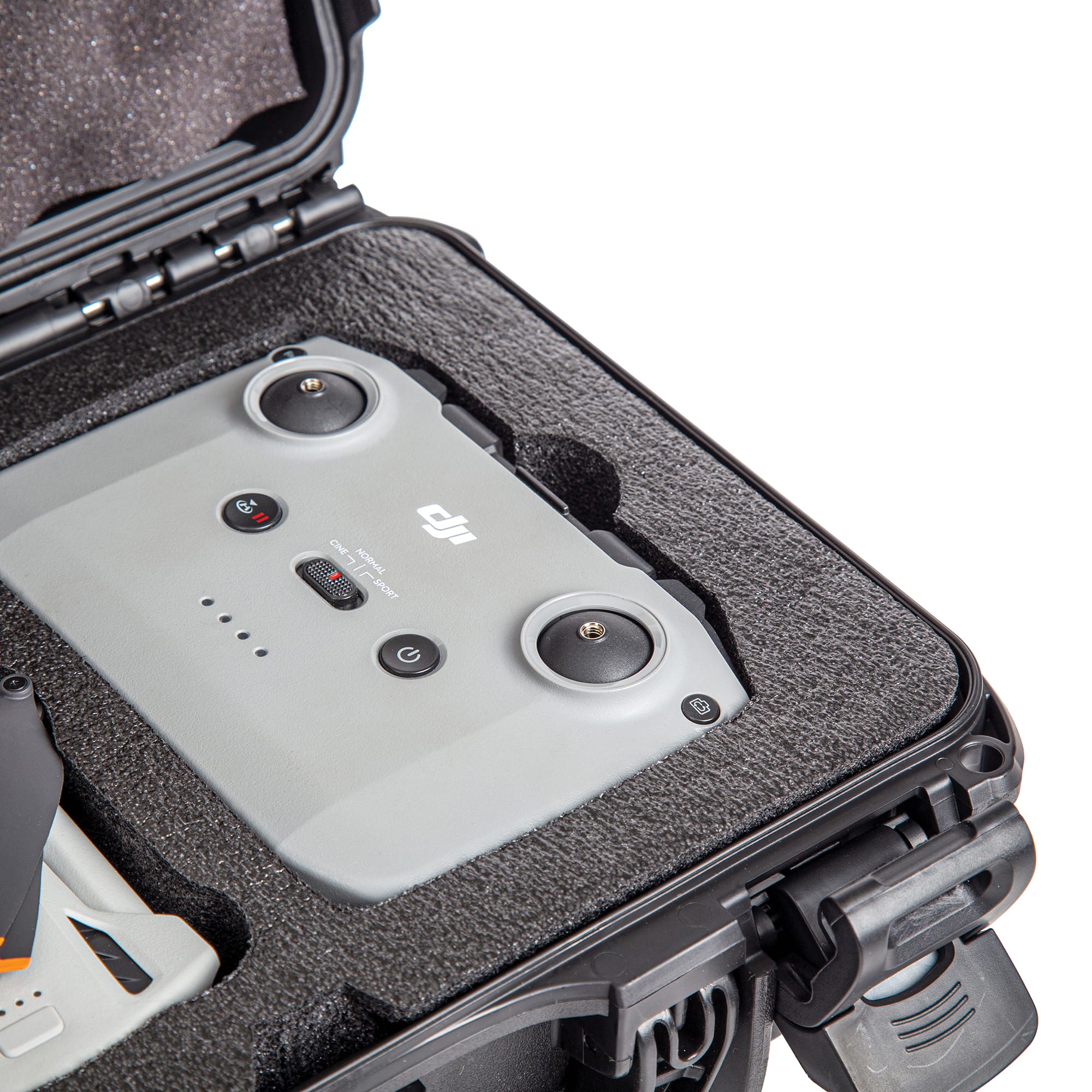 Alt View 15. NANUK - 909 Protective Hard Case with Insert for DJI Mini 3 Pro - Black.