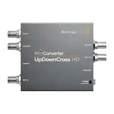 SDI IN
SDI LOOP
SDI OUT
HDMI IN
HDMI OUT
REF IN
POWER +6 to 36V
Blackmagicdesign
MiniConverter UpDownCross HD