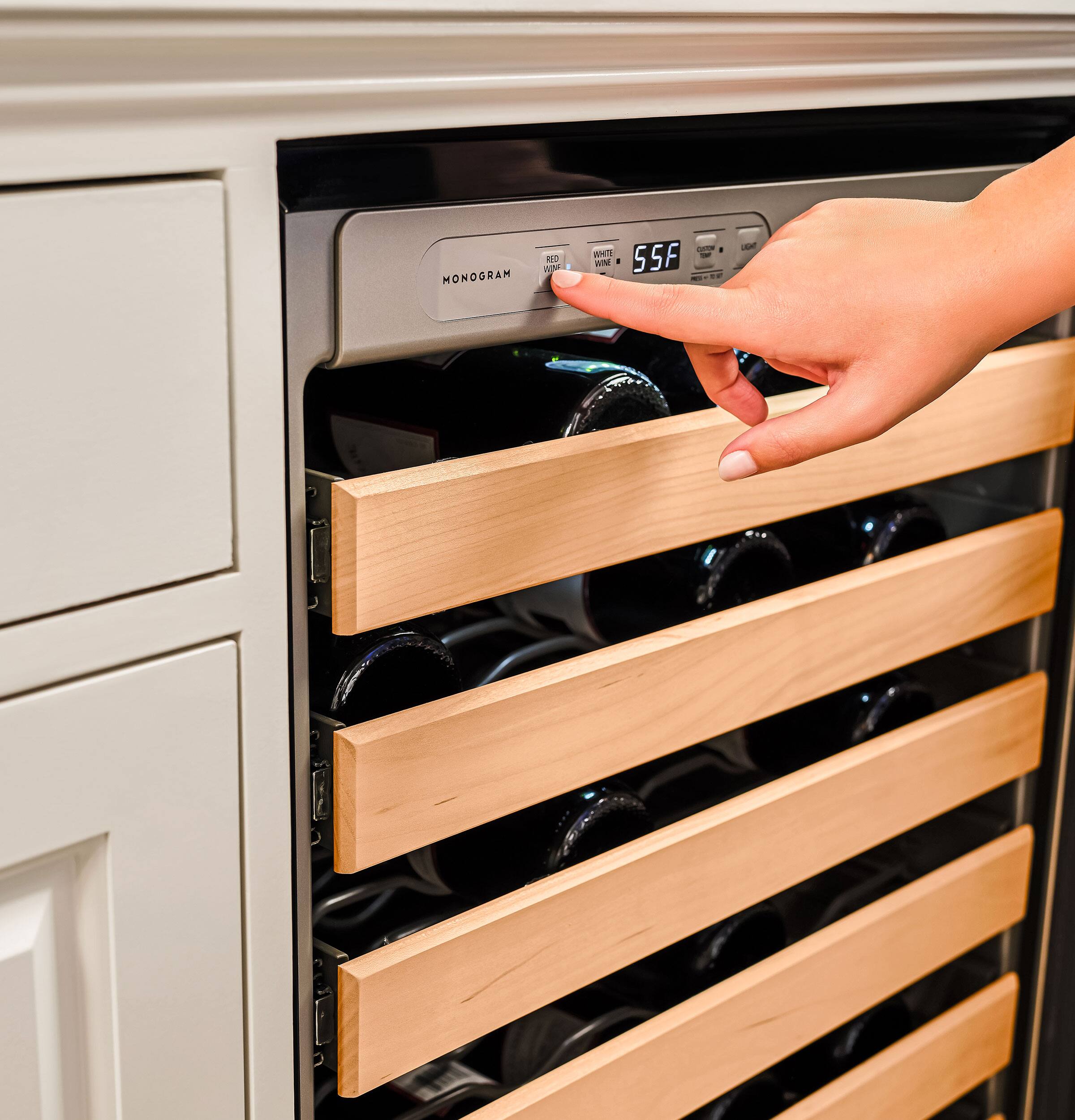 MONOGRAM RO A0 - BS 55F - EN