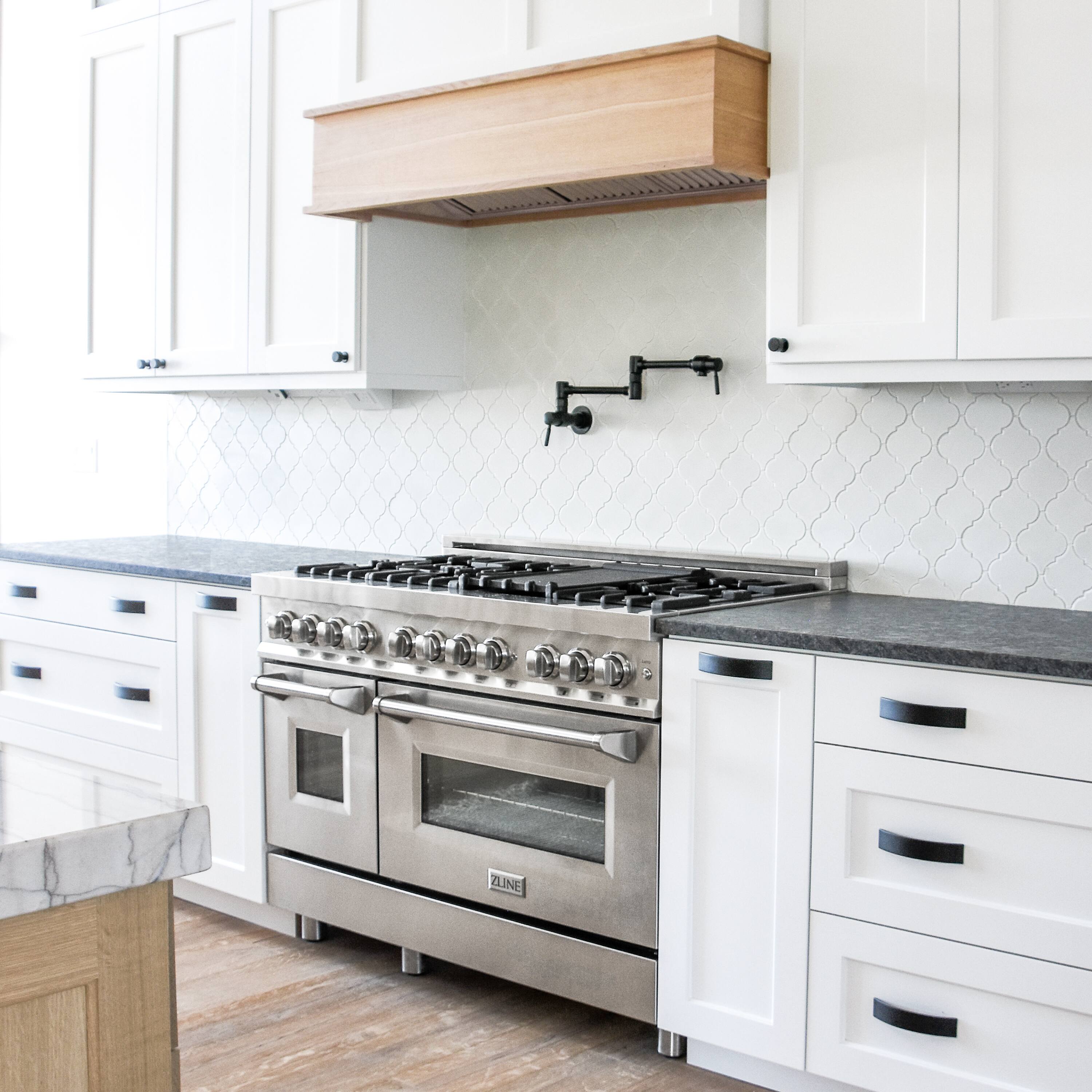 Alt View 6. ZLINE - 46 in. Ducted Wall Mount Range Hood Insert in Stainless Steel (695-46) - Brushed Stainless Steel.