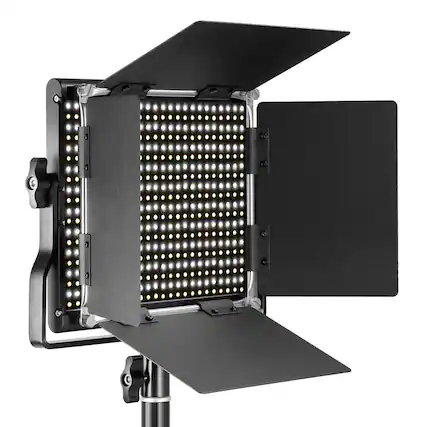 Front. Neewer - Metal Bi-Color LED Video Light - 660 Bead Studio Panel with U Bracket & Barndoors (CRI 96+).