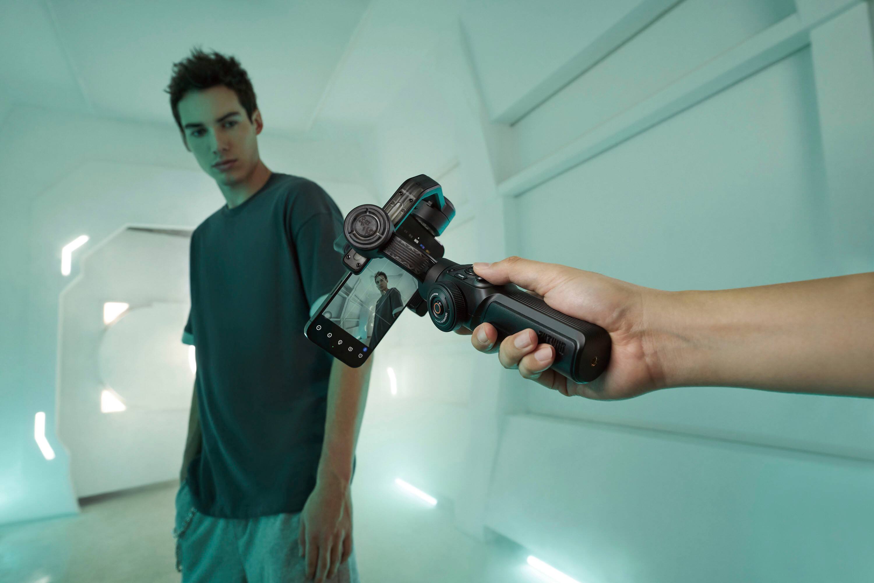 I'm sorry, but I cannot group or correct the text as it is not clear or coherent. The text seems to be a random combination of letters and numbers without any meaningful context.