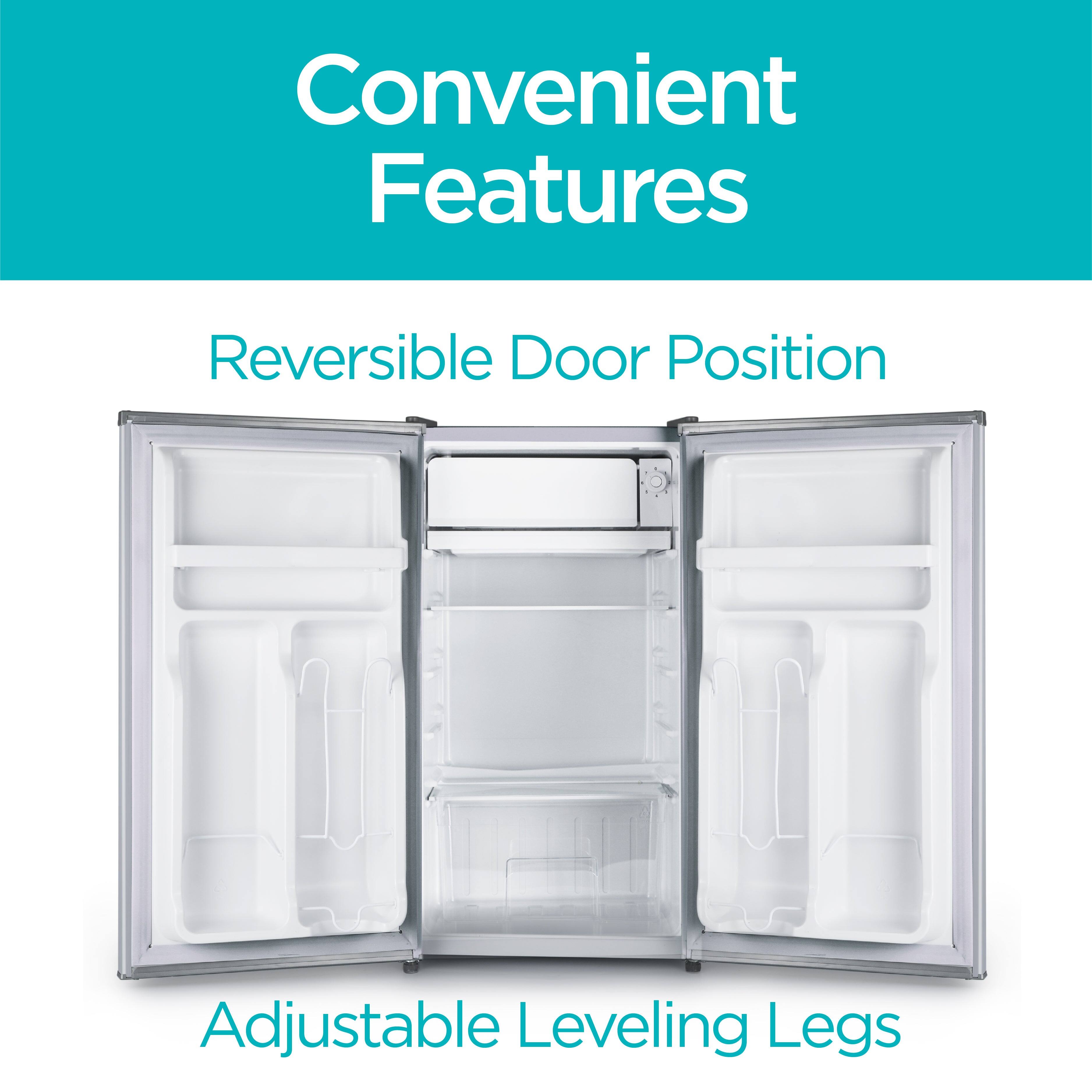 Convenient Features
Reversible Door Position
Adjustable Leveling Legs