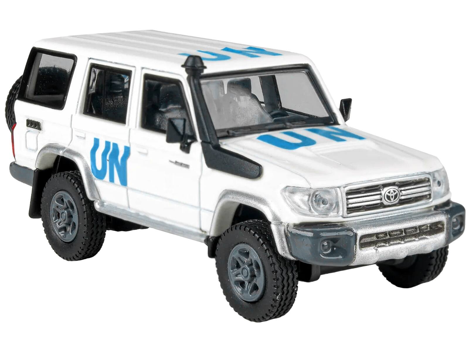 Angle. Paragon - 2014 Toyota Land Cruiser LC76 White "United Nations" 1/64 Diecast Model Car by Paragon Models - White.