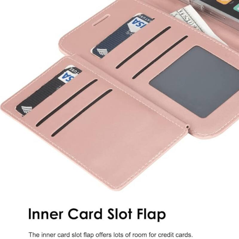 Inner Card Slot Flap
The inner card slot flap offers lots of room for credit cards.