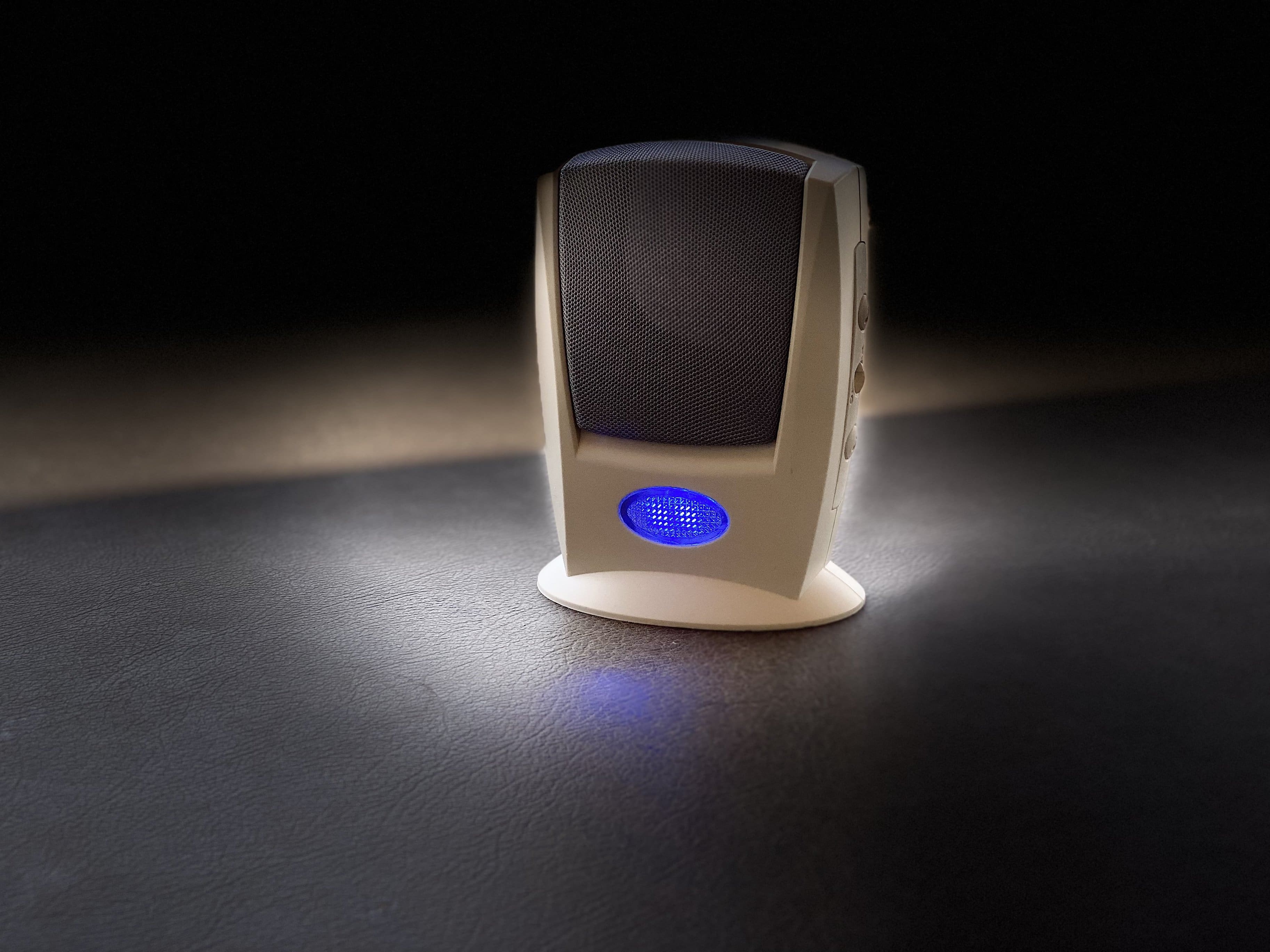 The text "EVEVEER B8E" appears to be a product model or brand name.