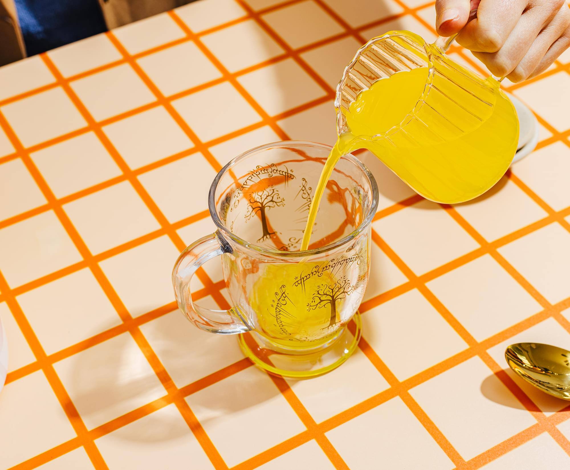 Alt View 5. Silver Buffalo - The Lord Of The Rings White Tree of Gondor Glass Mug | Holds 15 Ounces - Clear.