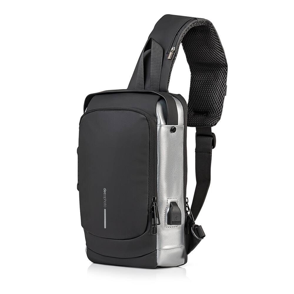 Alt View 3. Garmin - Vivoactive 5 Fitness Smartwatch Navy + Backpack & Heart Rate Strap XS-S - Metallic Navy Aluminum and  Navy.
