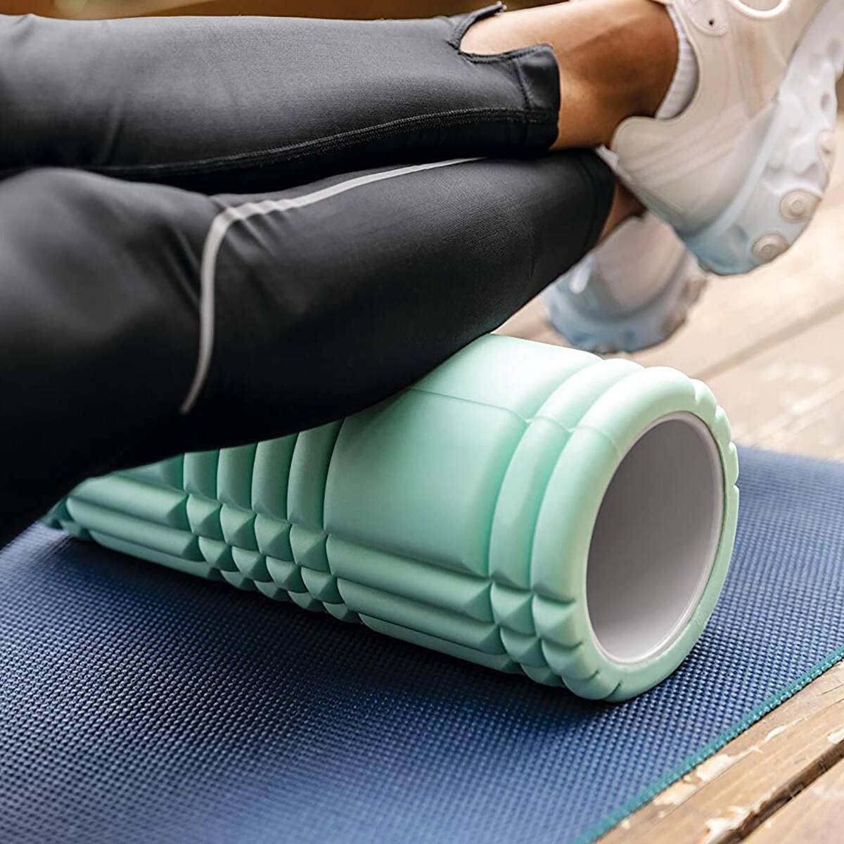 Alt View 4. TriggerPoint - TriggerPoint GRID 1.0 Foam Massage Roller - Mint - Mint.