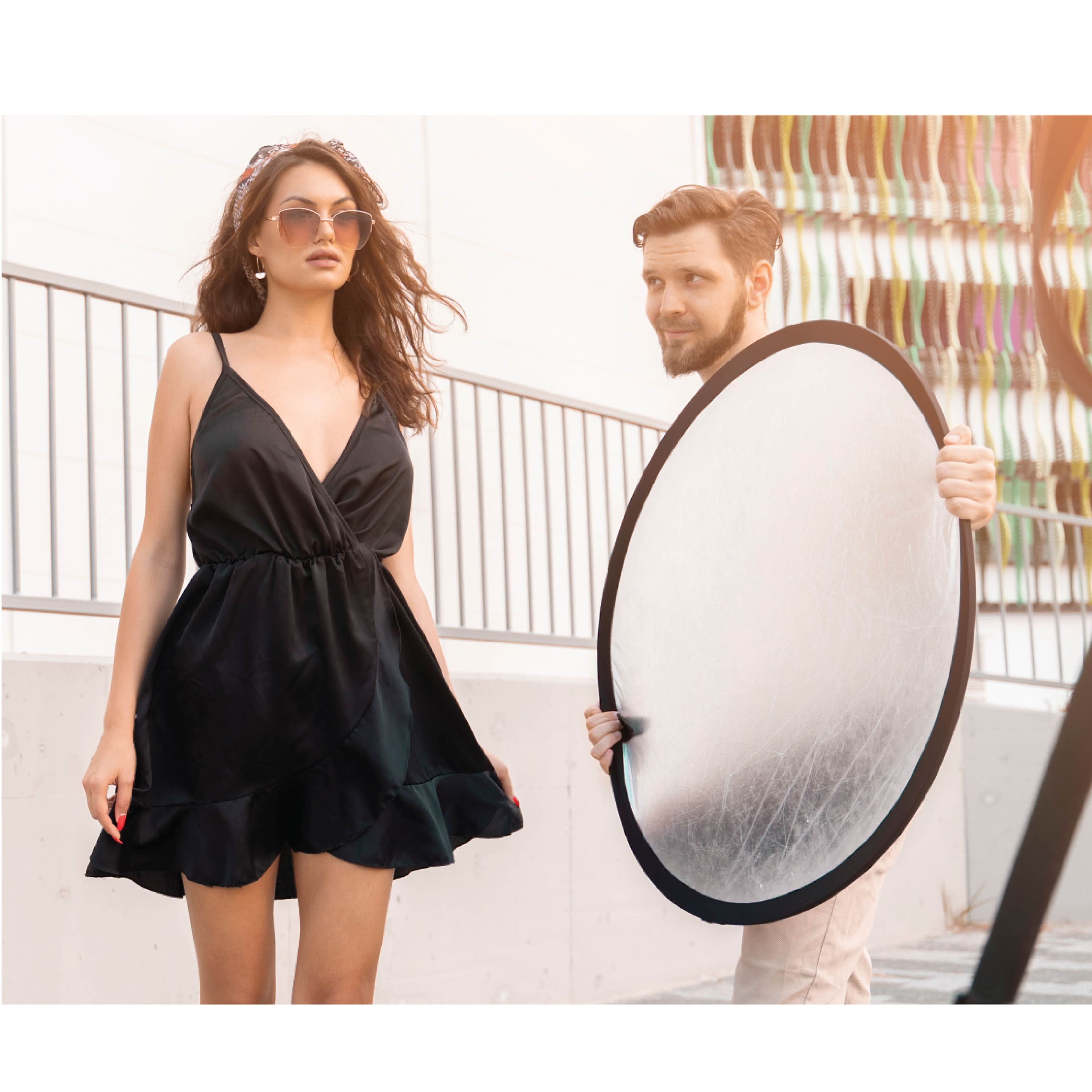 Left. Bower - 42-Inch Collapsible Light Reflector Kit - Black.