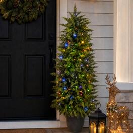 Glitzhome - 4ft Pre-lit Christmas Artificial Cedar Porch Tree with 100 Lights - Multi