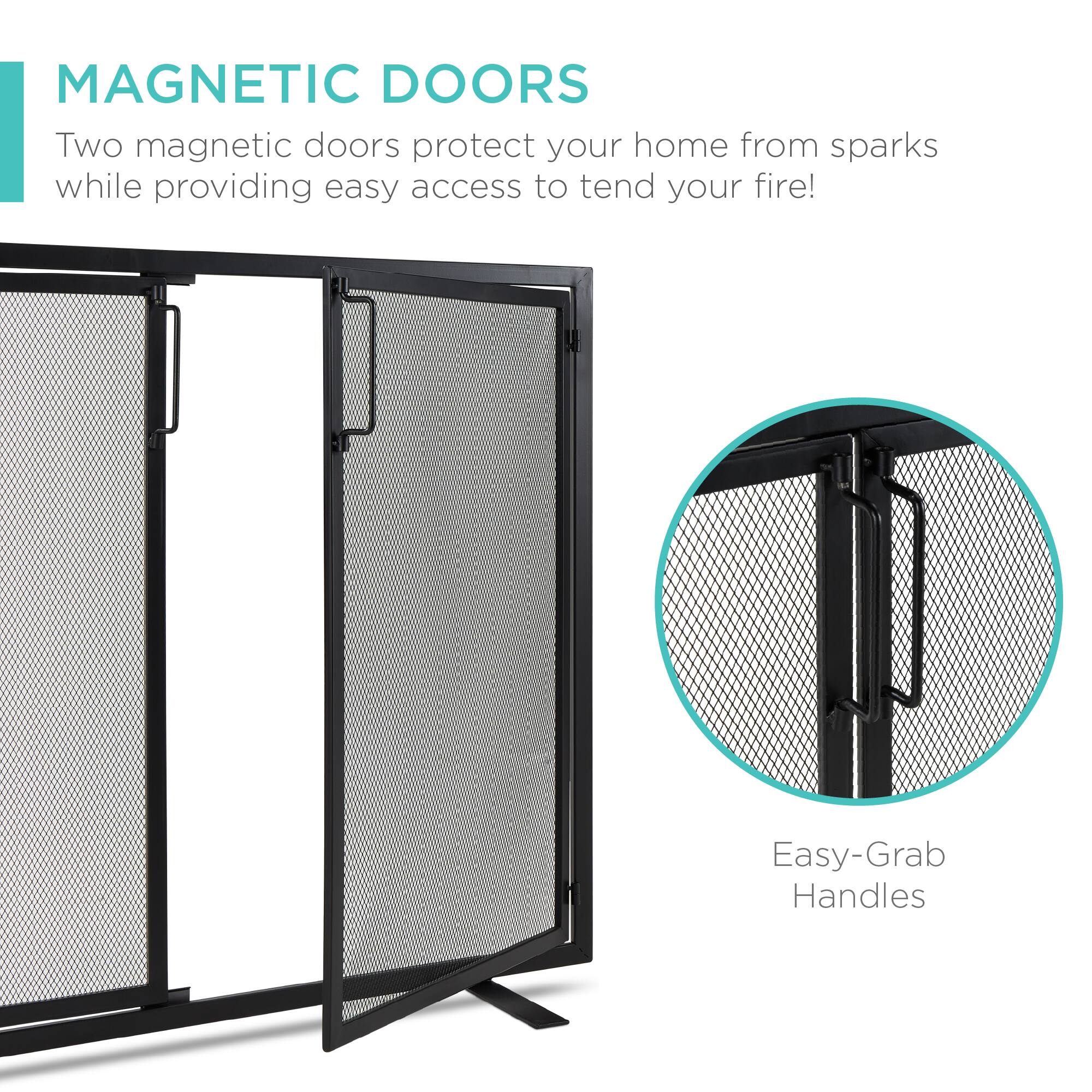 MAGNETIC DOORS

Two magnetic doors protect your home from sparks while providing easy access to tend your fire!

Easy-Grab Handles