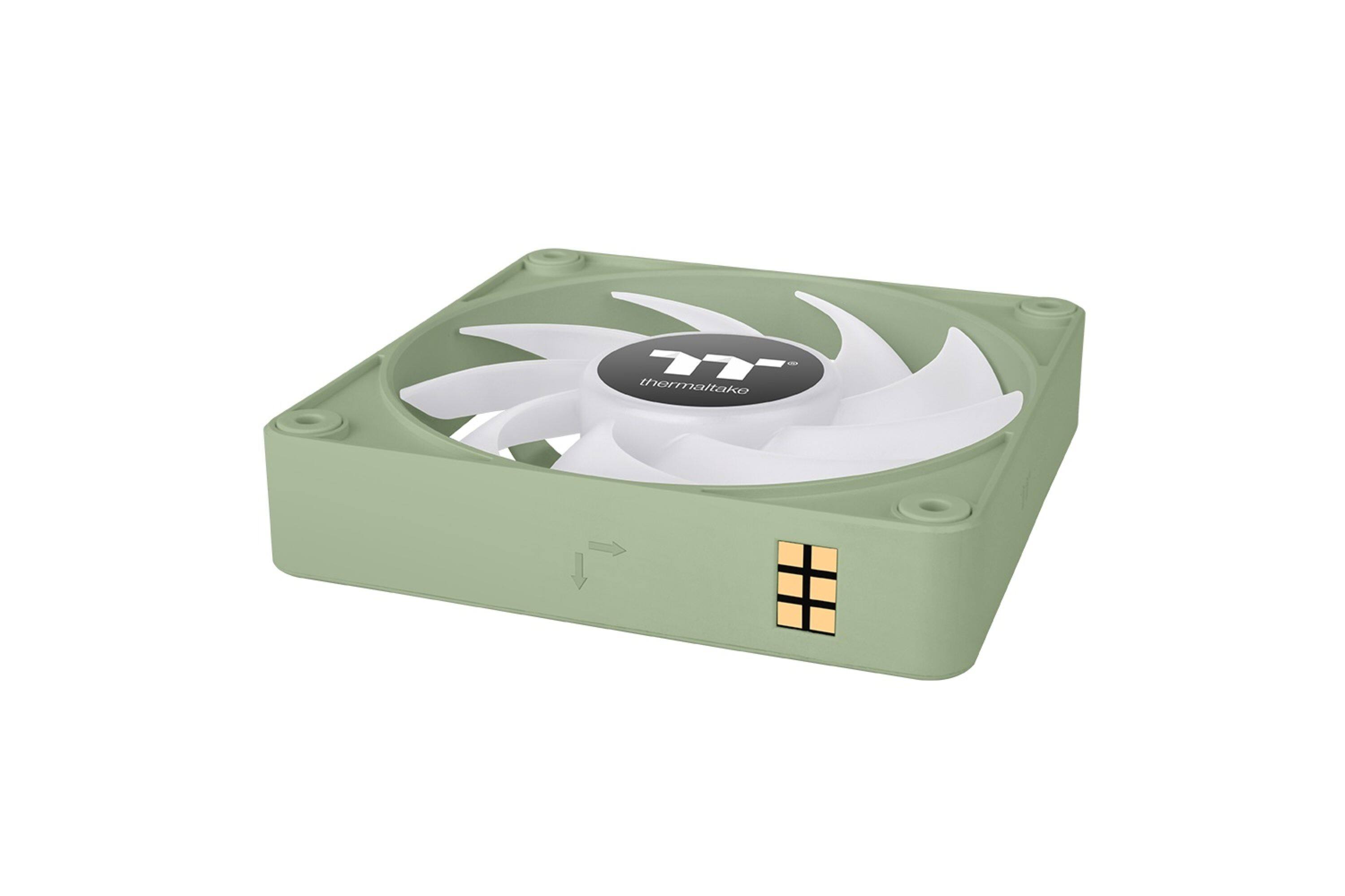 The text on the image reads "11-i thermaltake".