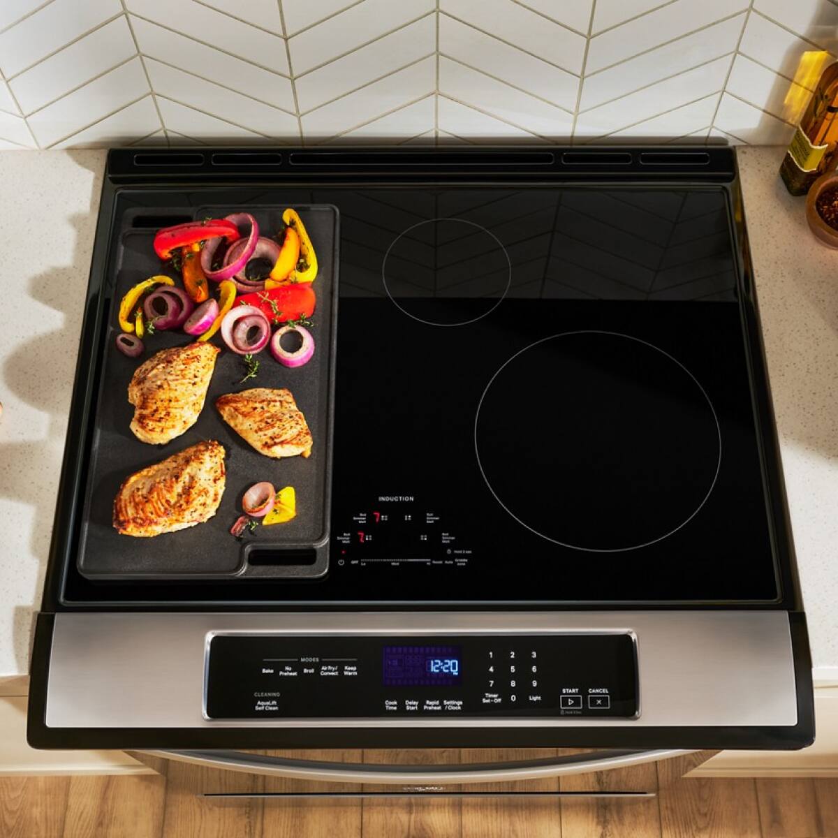 Sure, here is the corrected and grouped text from the image:

---

**Top Left:**
- UNSUETIOS a - 7 a + sm

**Top Right:**
- 12:20

**Bottom Left:**
- 1 4 1 3 1 a a a 1 s a Cam >

**Bottom Right:**
- 12:20

**Oven Display:**
- 7:20

**Oven Controls:**
- Bake
- Broil
- Clean
- Self Clean
- Keep Warm
- Oven Light
- Start
- Cancel

**Oven Settings:**
- 1 2 3 4 5 6 7 8 9 0

**Oven Timer:**
- 12:20

**Oven Mode:**
- Induction

**Oven Options:**
- Bake
- Broil
- Clean
- Self Clean
- Keep Warm
- Oven Light
- Start
- Cancel

**Oven Timer:**
- 12:20

**Oven Settings:**
- 1 2 3 4 5 6 7 8 9 