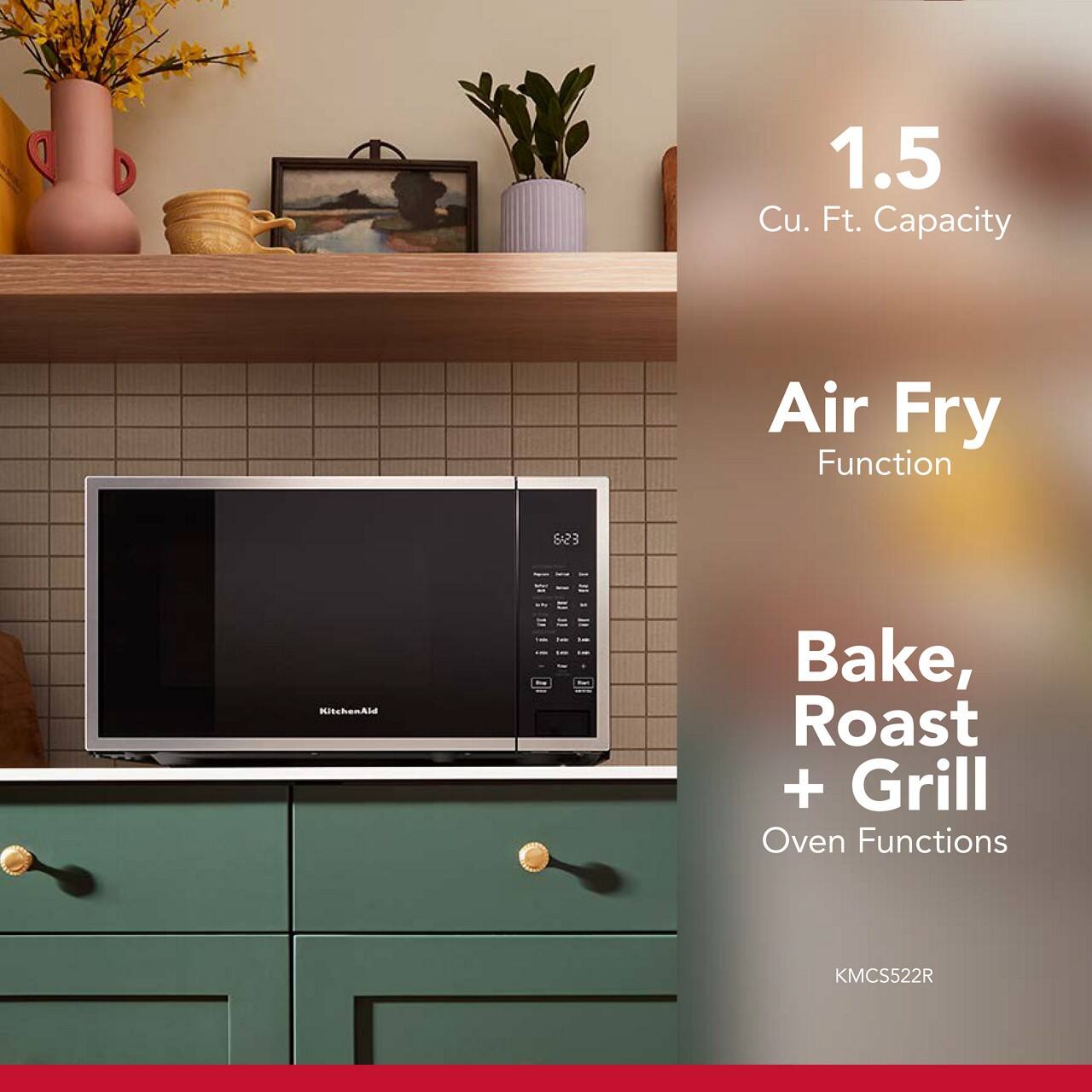 The text on the image is grouped and corrected as follows:

1.5 Cu. Ft. Capacity Air Fry Function 6:23 B 1 Bake, Roast + Grill Oven Functions KMCS522R