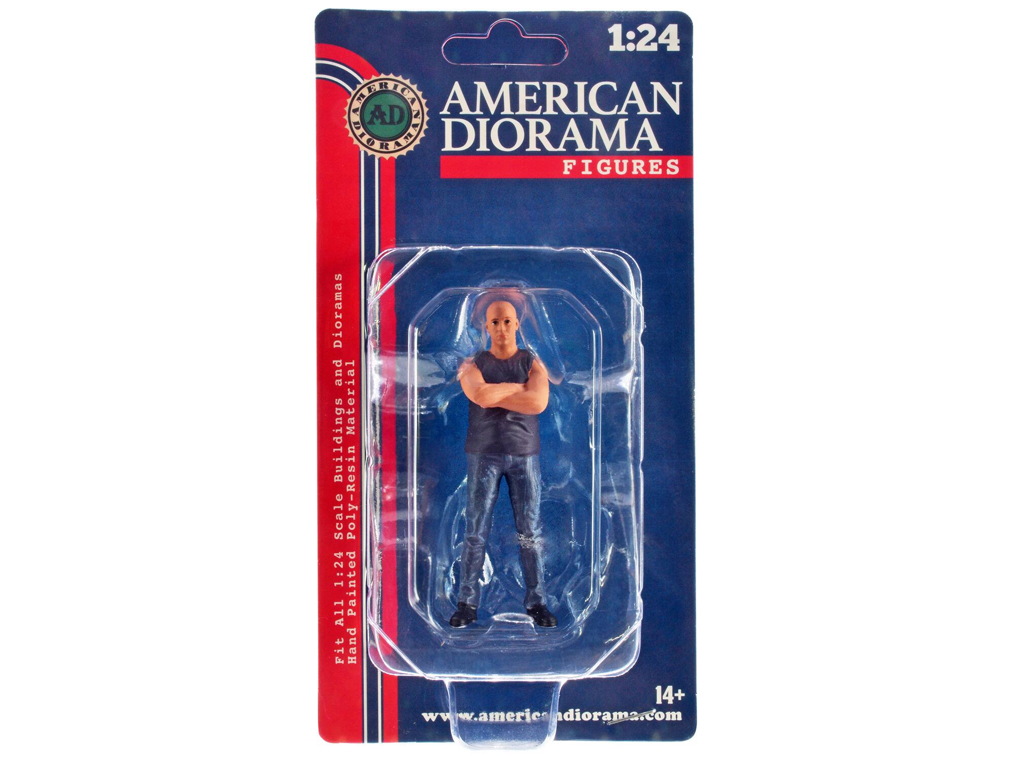 1:24  
AMERICAN DIORAMA  
FIGURES  

1:24 Scale  
Poly-Resin  
Hand Painted  
All Fit  
14+  

www.americandiorama.com