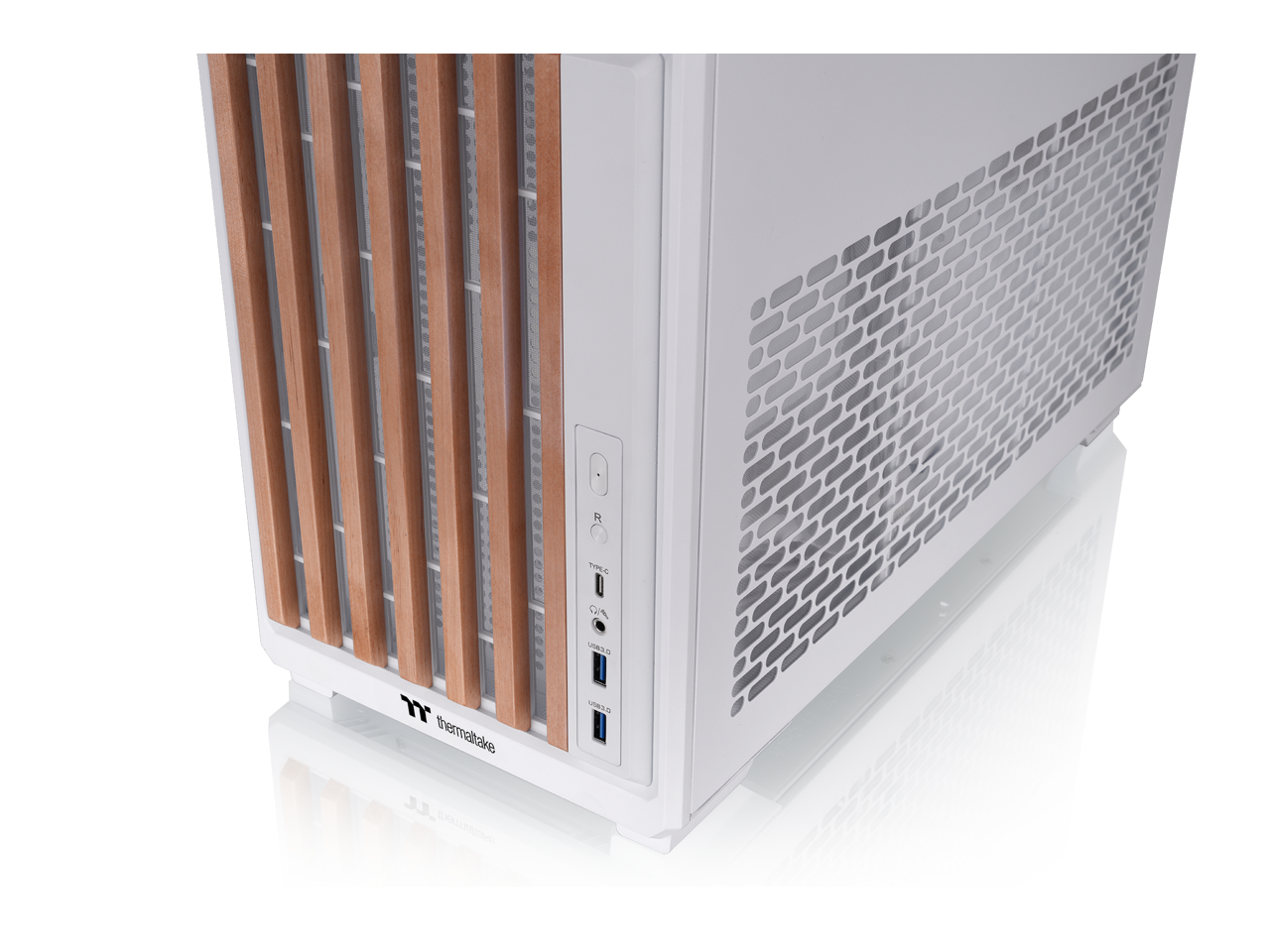 R T1PEC I C US 8 1Y thermaltake UAS 4 J. XALSCRS