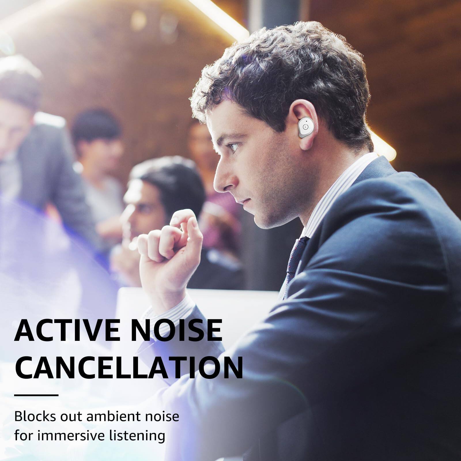 ACTIVE NOISE CANCELLATION  
Blocks out ambient noise for immersive listening