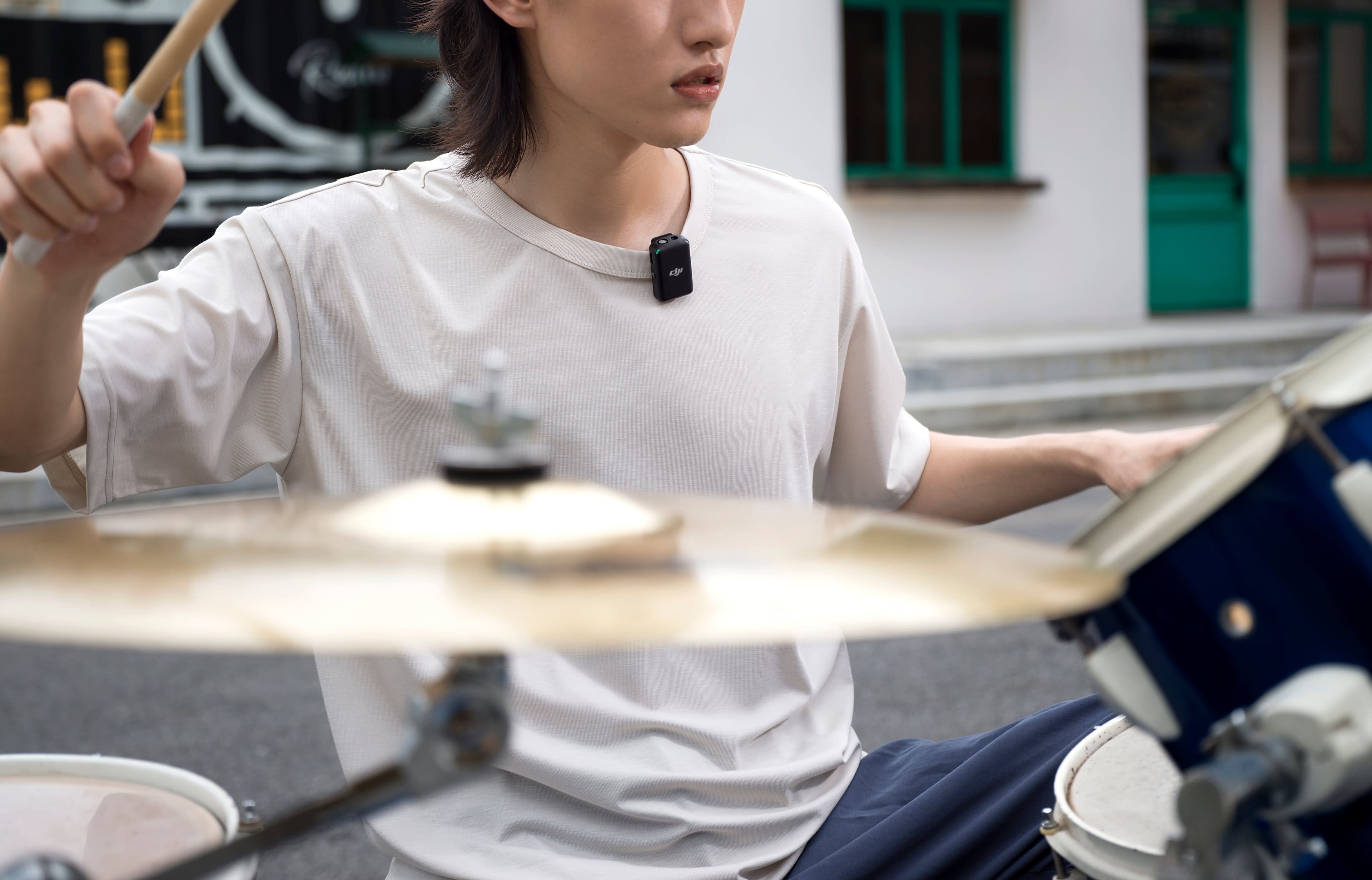 Alt View 15. DJI - Mic - Wireless Lavalier Microphone with Dual-Channel Recording.