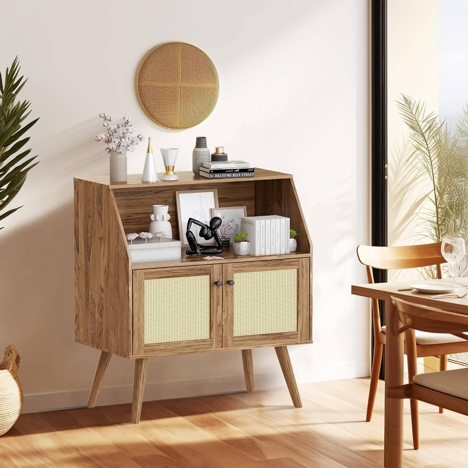 The text on the image reads:

- "Y 2 nRLTI"
- "sirI VANITY UNCOIL"