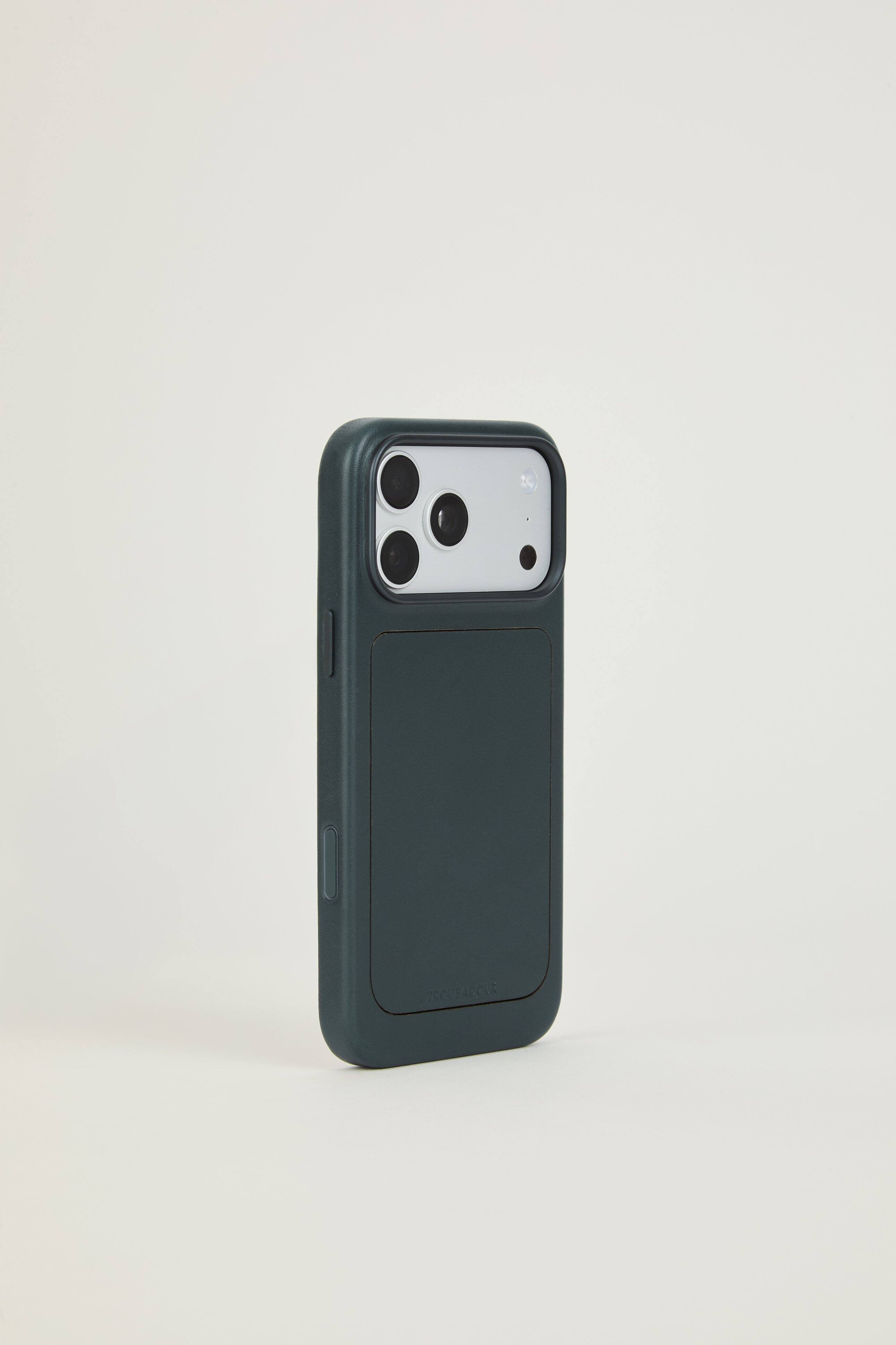 Back. Troubadour - iPhone 18 Pro Max Modular Leather Case - Obsidian Green.