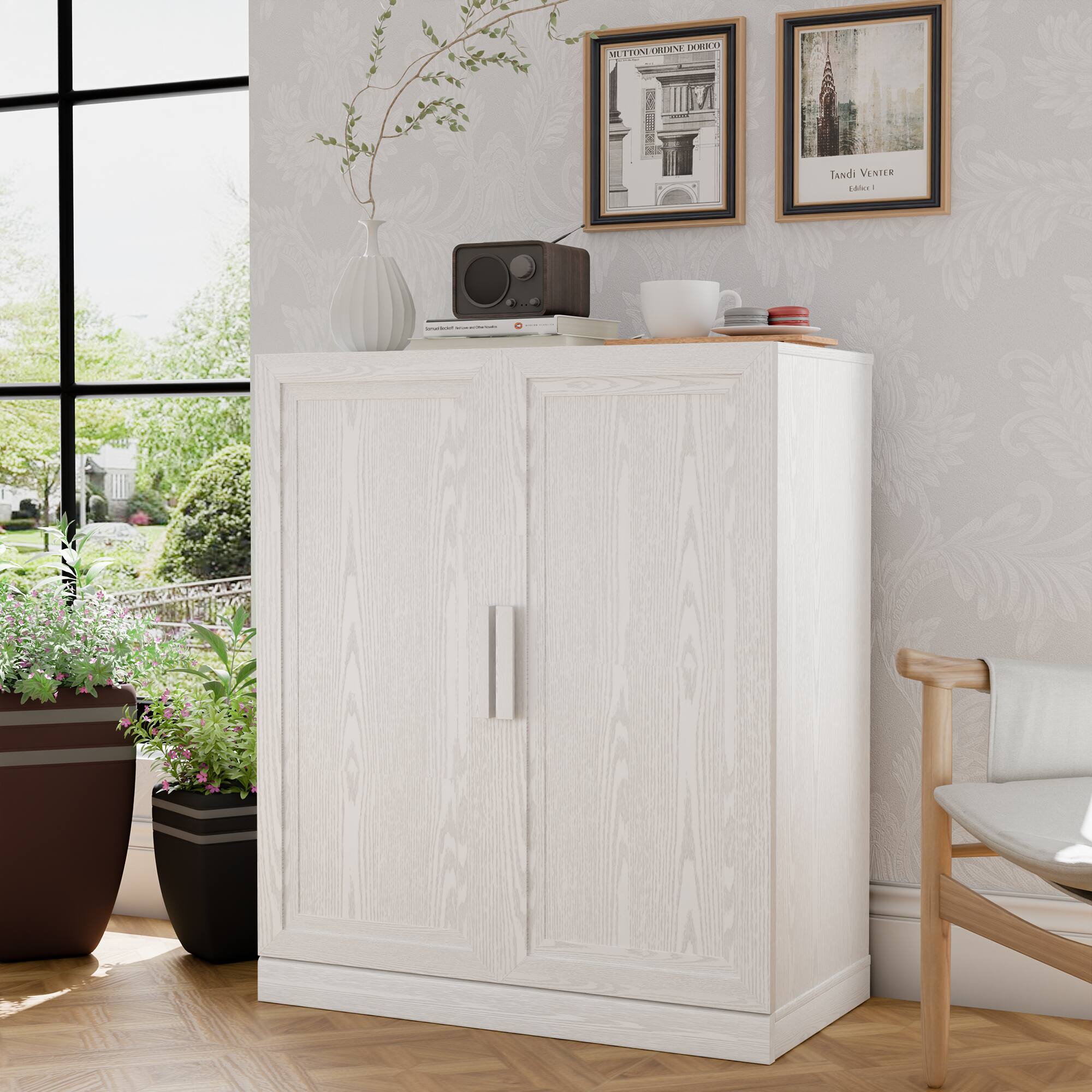 The text on the image reads:

"RIM I M I TaNdi VENTER calE"

Corrected and grouped text:

"RIM I M I TaNdi VENTER calE"