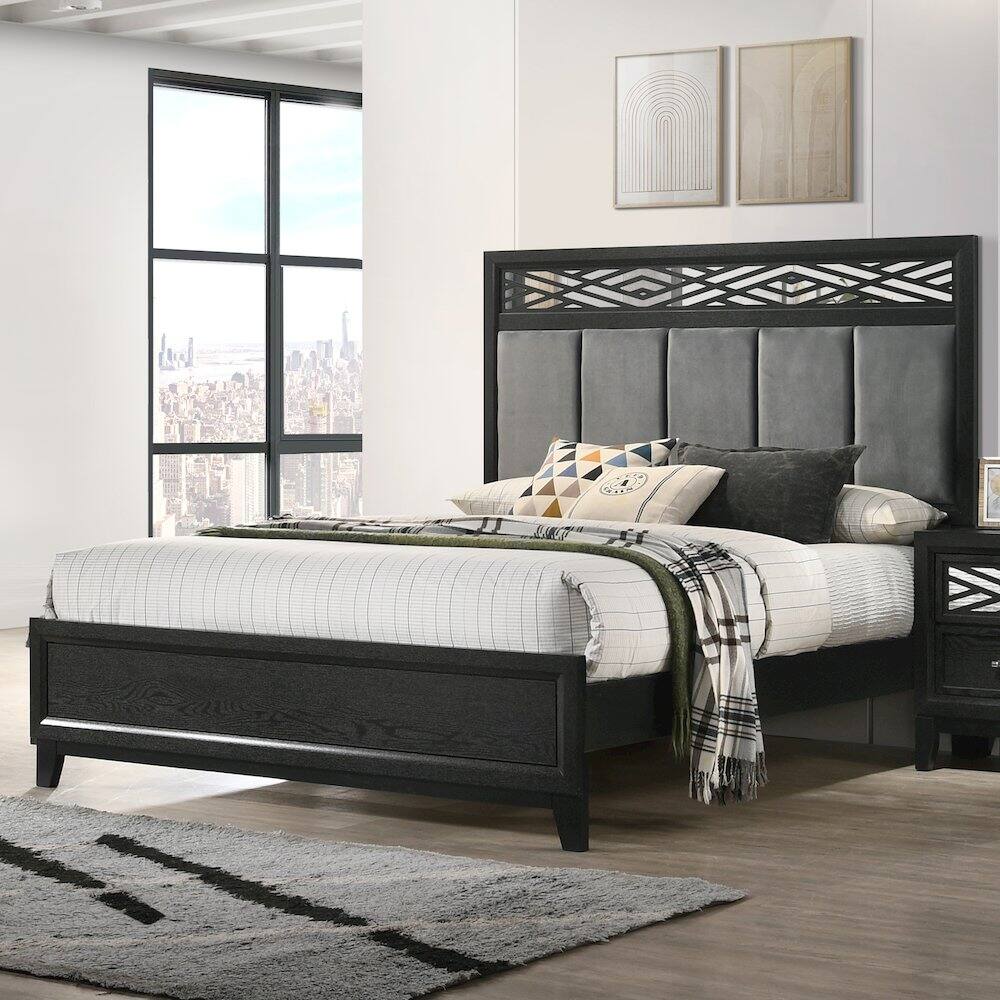 Alt View 3. New Classic Furniture - Obsidian Wood Queen Bed - Black.
