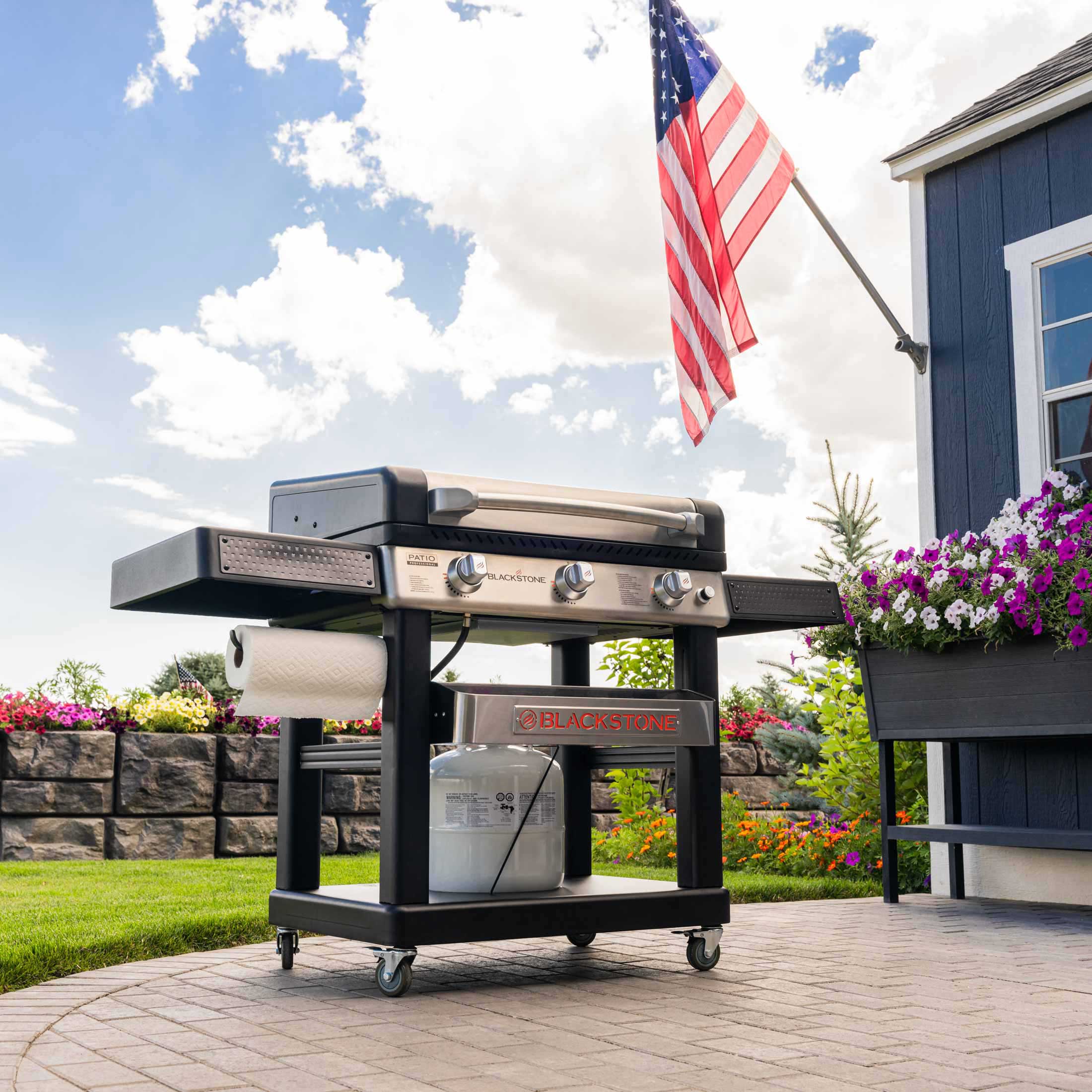 P a LAKSIOE BLACKSTONE DO