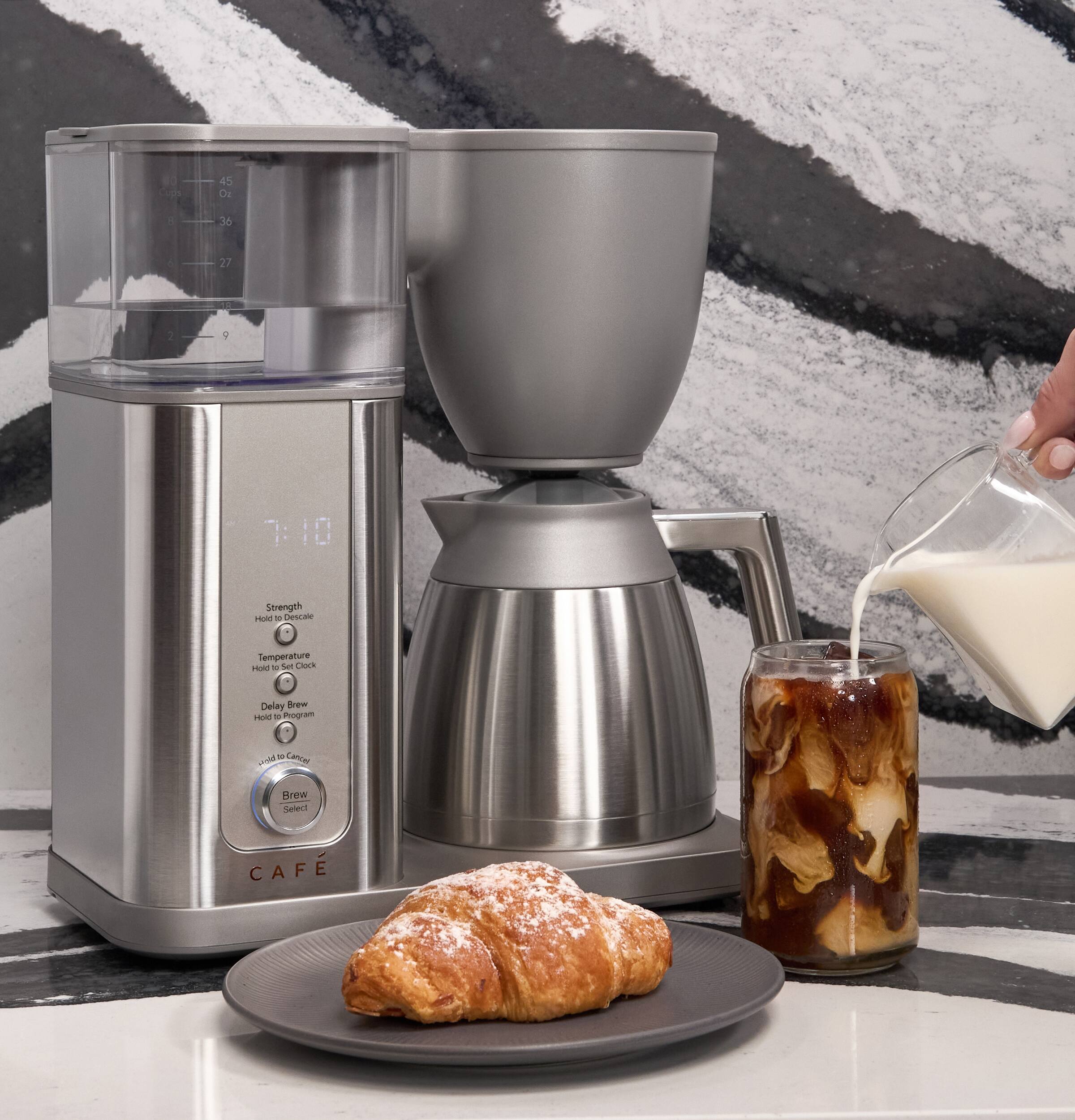 45 Oz
36
27
9
7:10
Strength Hold to Descale
Temperature Hold to Set Clock
Delay Brew Hold 10 Program
cancel 
Brew Select
CAFE