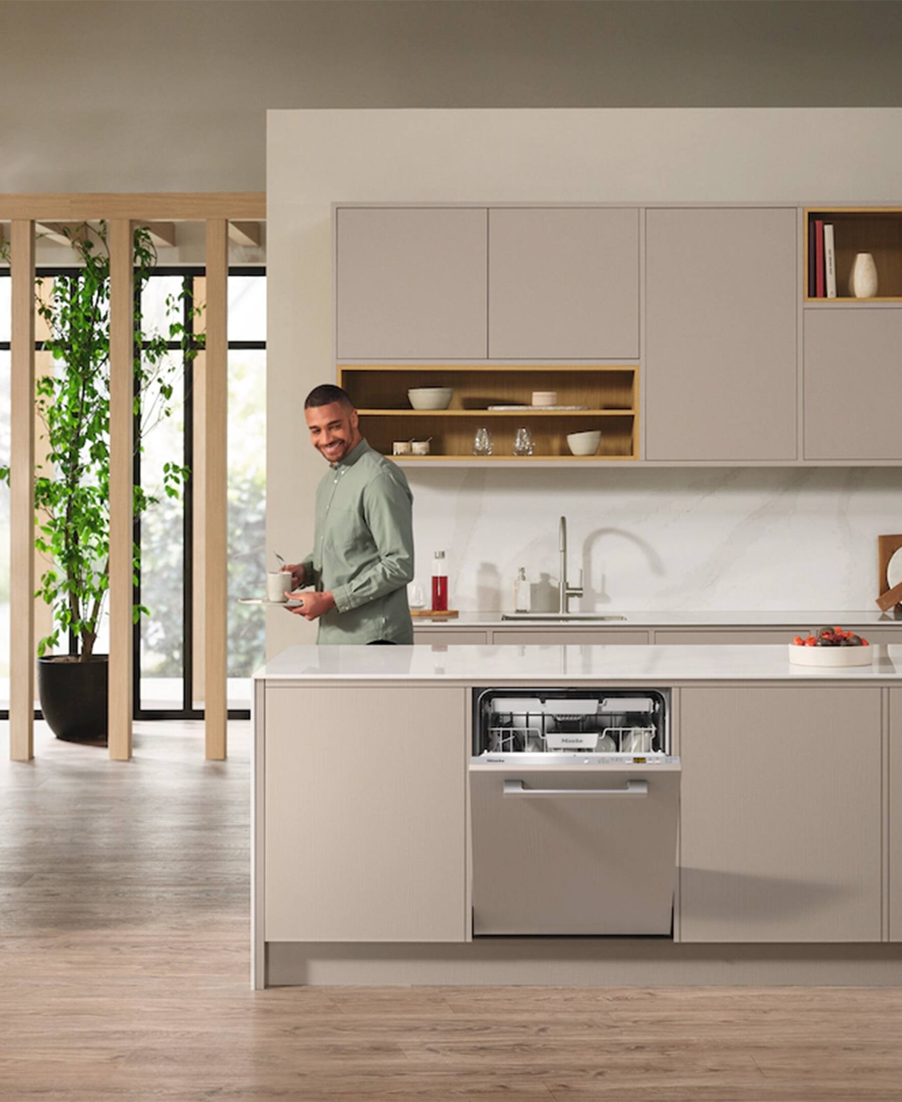 Alt View 1. Miele - G5051SCVi Dishwasher - Custom Panel Ready.