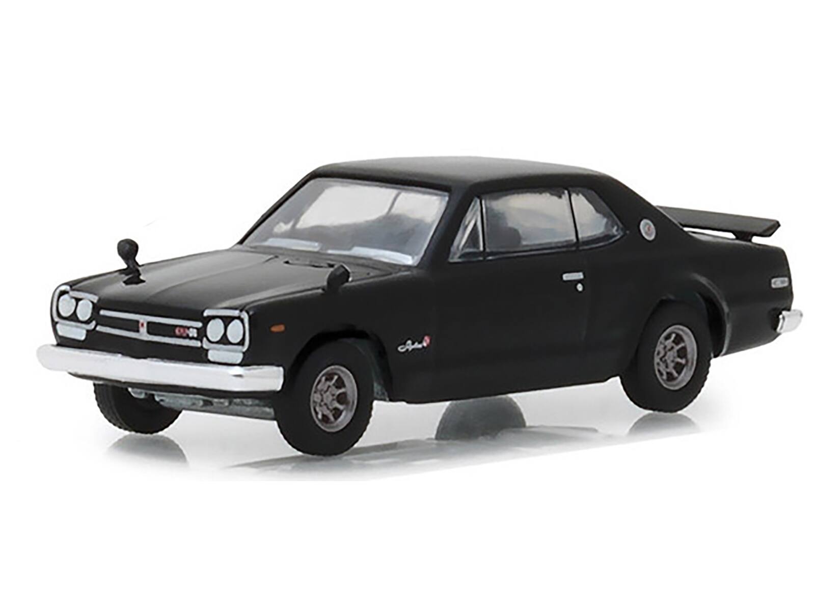 Angle. Greenlight - 1971 Nissan Skyline 2000 GT-R Black "Tokyo Torque" Series 3 1/64 Diecast Model Car by Greenlight - Black.